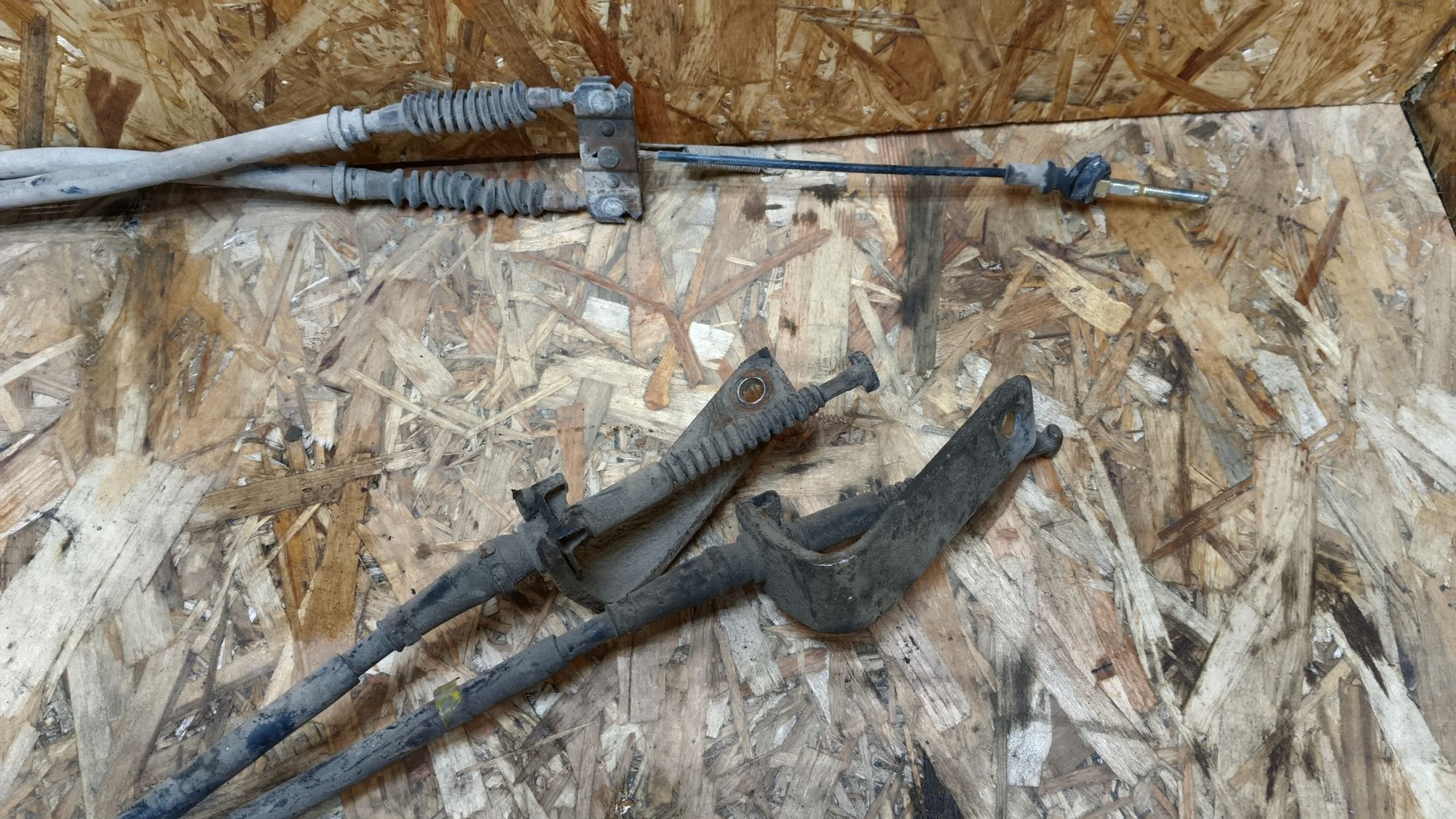 https://ycs.partsauto.market/partsauto-images/thmbs/userImages/86639159375c37f71cfc850516777b62/part/82322d46-1fff-425d-90c0-f5300a4e7e89_1736273562648.jpg