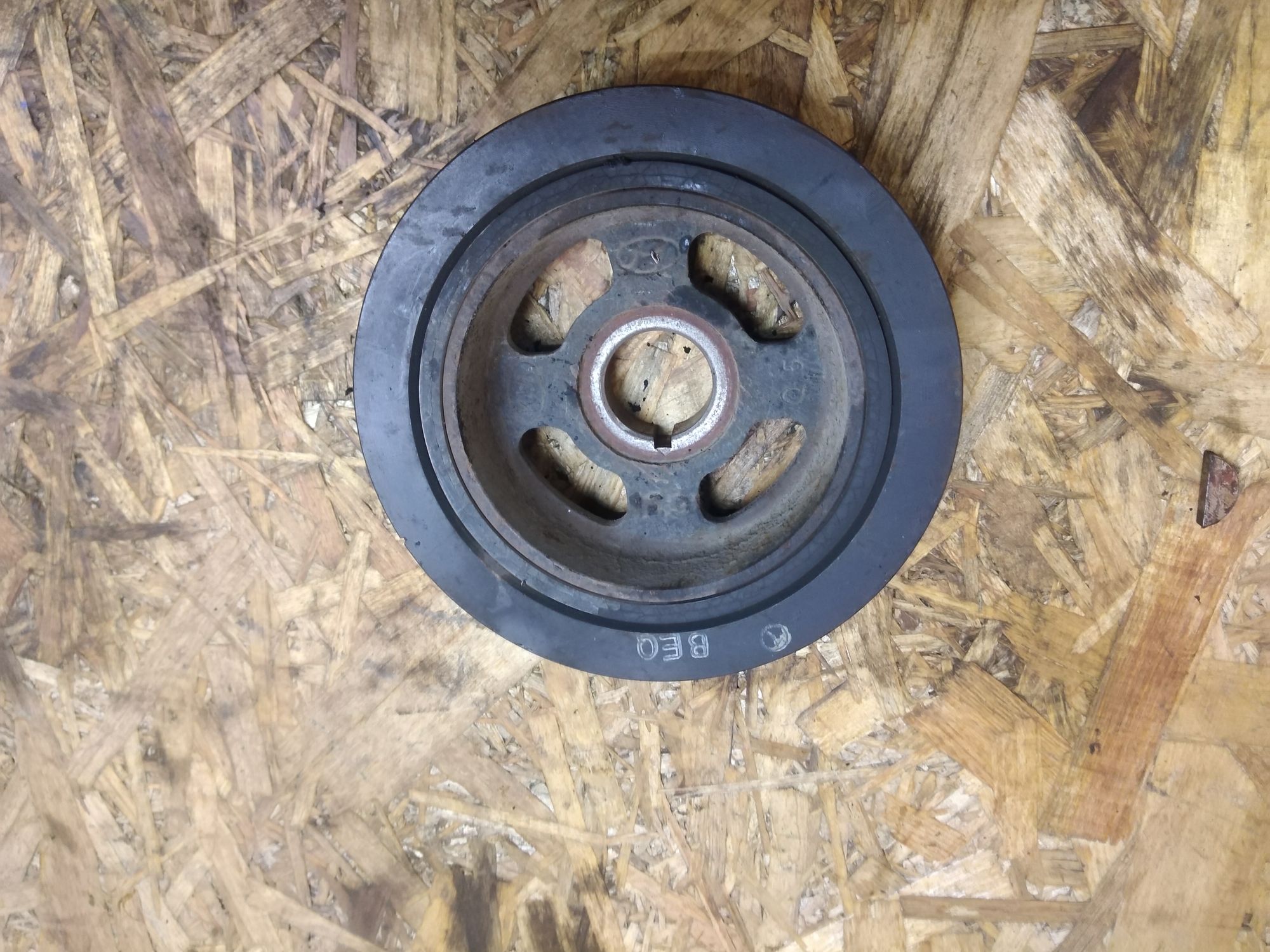https://ycs.partsauto.market/partsauto-images/thmbs/userImages/86639159375c37f71cfc850516777b62/part/82aaf479-5d43-4f42-80db-bd86fbd6c6c4_1734777181798.jpg