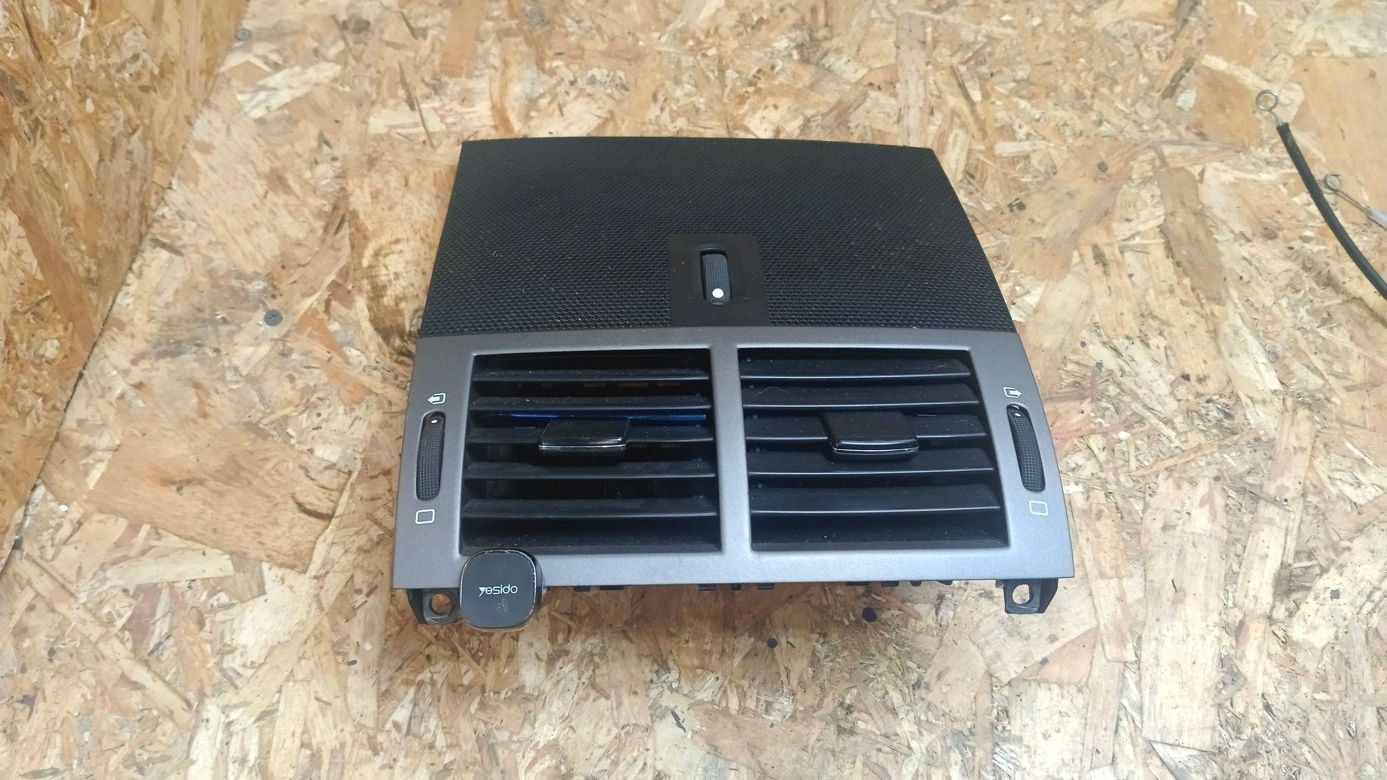 https://ycs.partsauto.market/partsauto-images/thmbs/userImages/86639159375c37f71cfc850516777b62/part/8998a1c1-4eff-43f3-afe2-850d671d3f6e_1745728750513.jpg