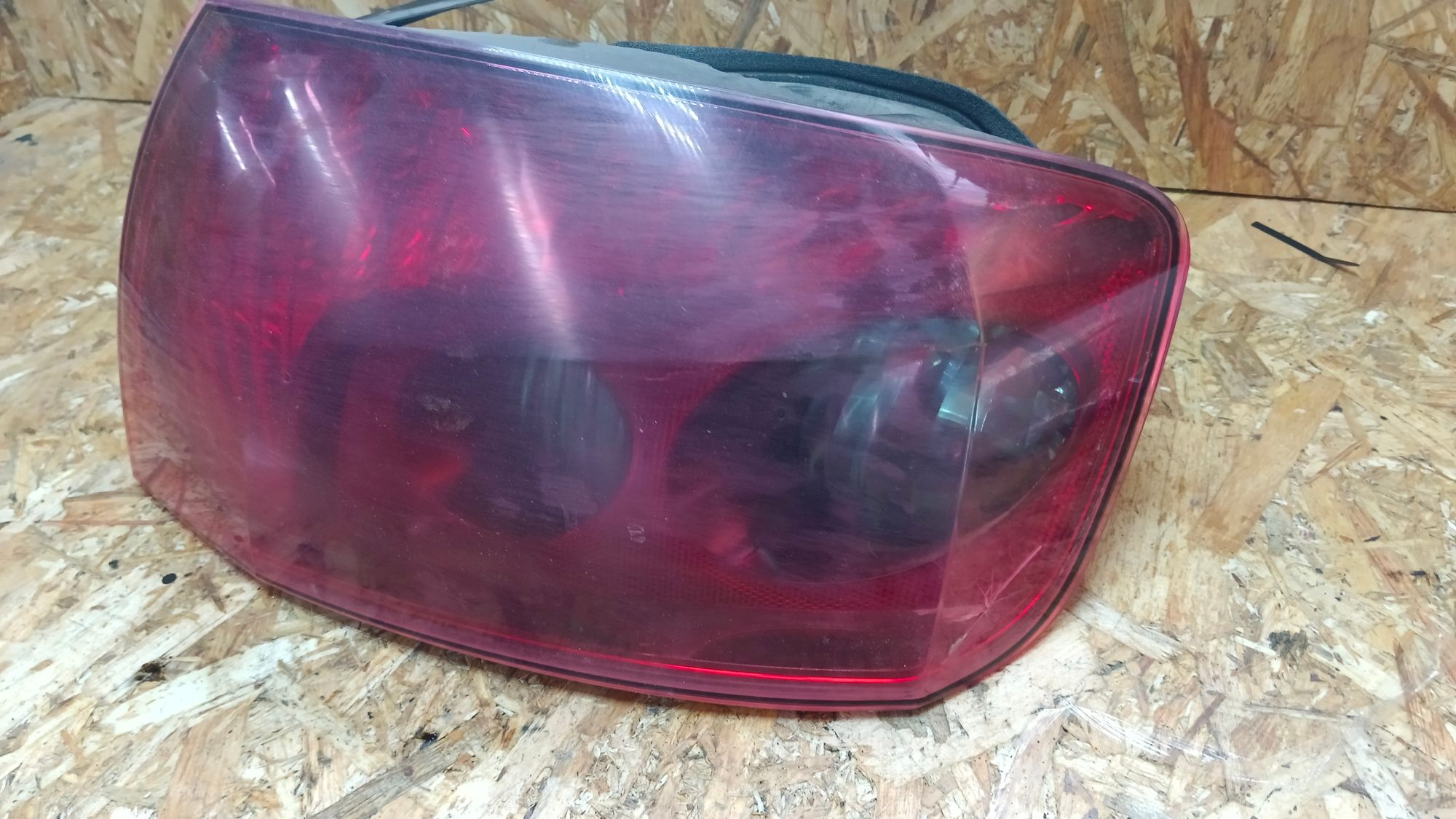 https://ycs.partsauto.market/partsauto-images/thmbs/userImages/86639159375c37f71cfc850516777b62/part/8de87800-9567-4d15-8789-f6436e4130f8_1743766639800.jpg