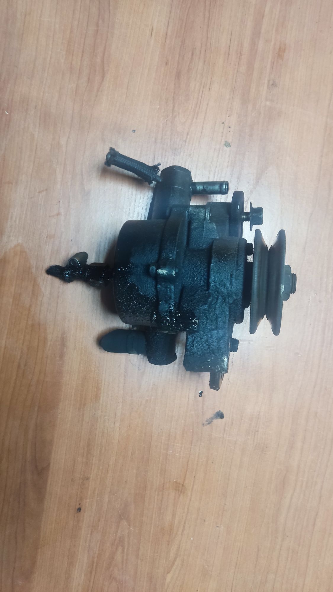 https://ycs.partsauto.market/partsauto-images/thmbs/userImages/86639159375c37f71cfc850516777b62/part/94d60e8d-281f-4bc6-a13e-93eea65b4883_1702837228845.jpg
