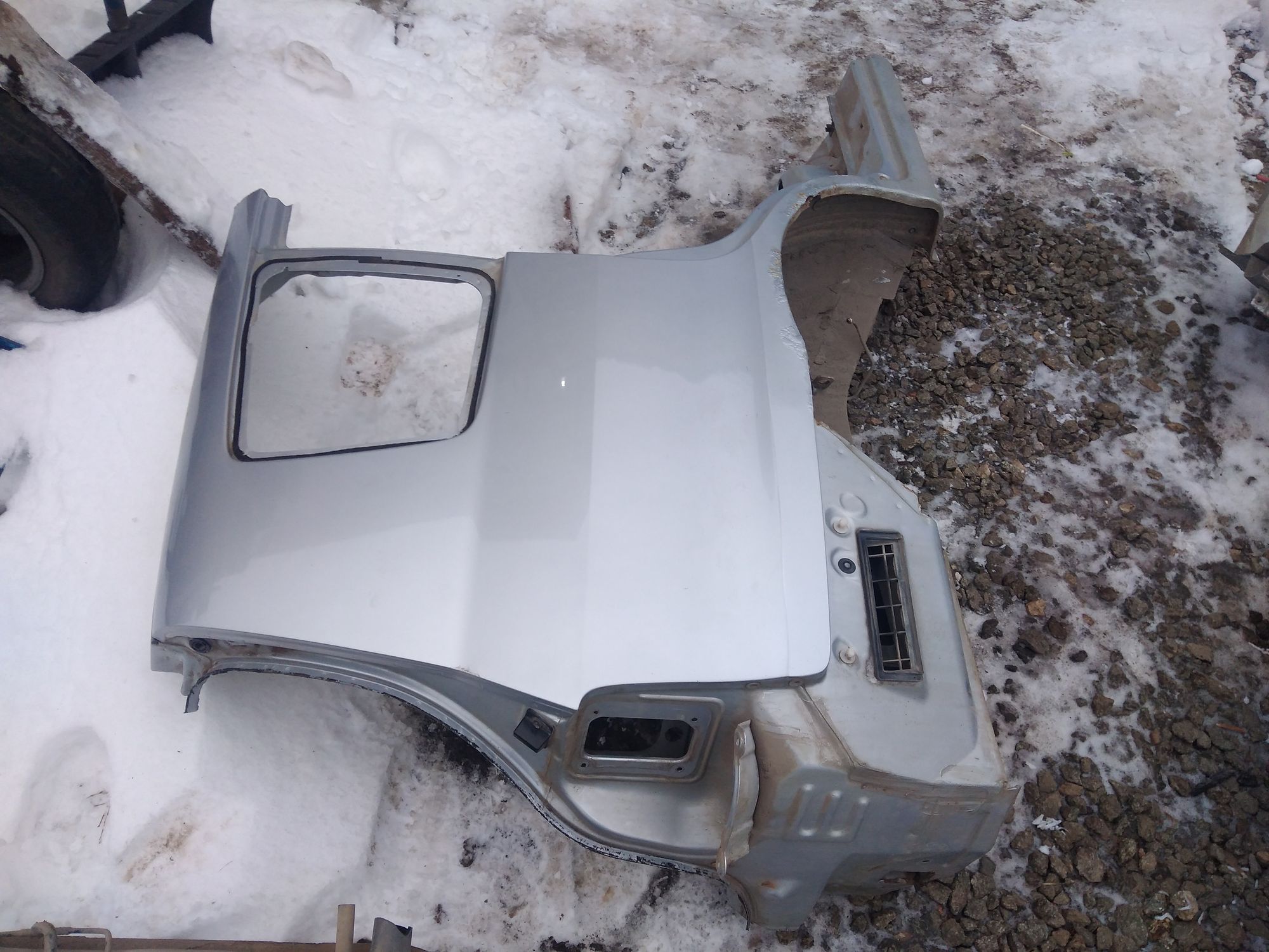 https://ycs.partsauto.market/partsauto-images/thmbs/userImages/86639159375c37f71cfc850516777b62/part/984a8375-4c22-45f6-877d-4134cfbe4f41_1736103479078.jpg