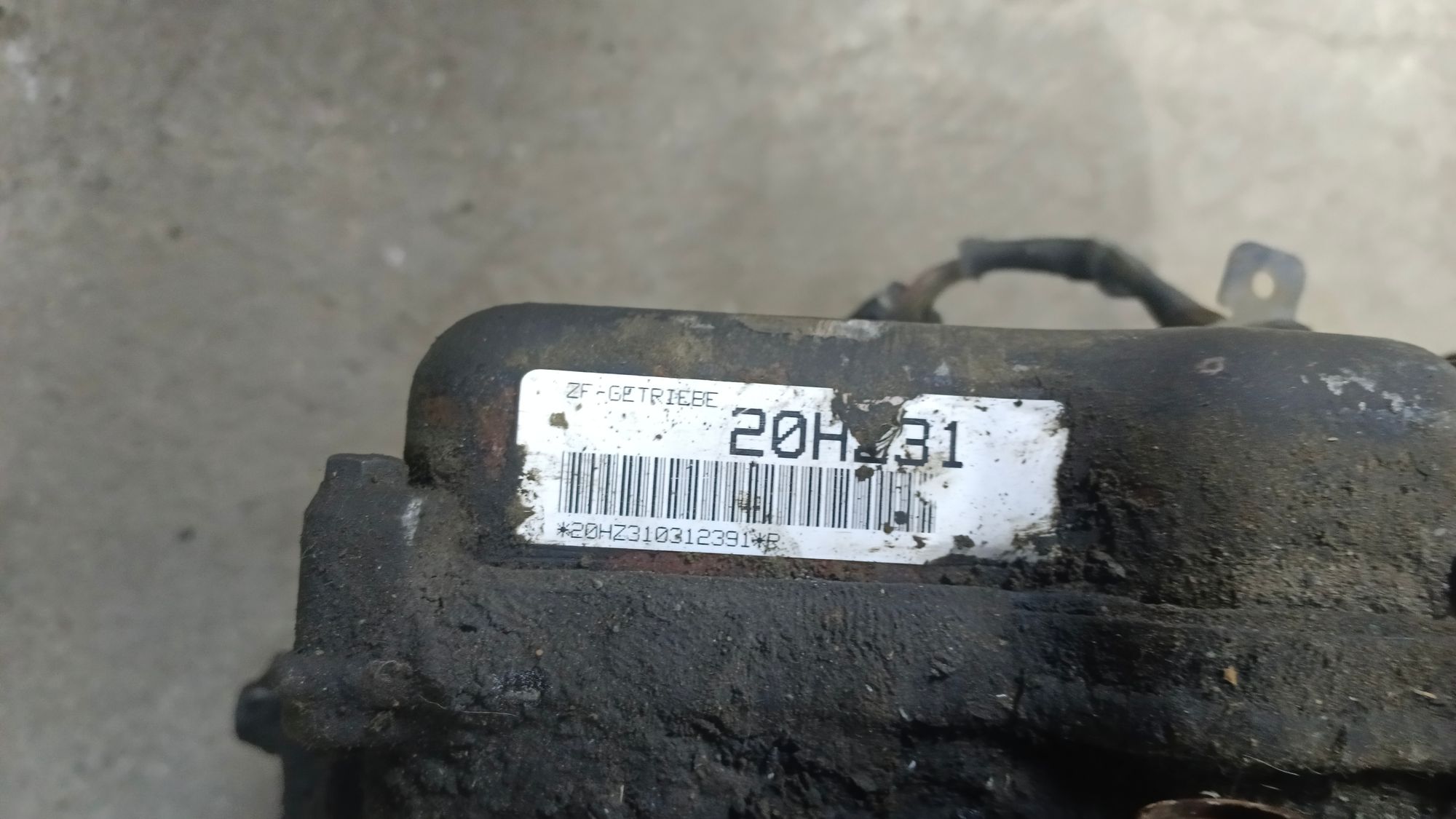 https://ycs.partsauto.market/partsauto-images/thmbs/userImages/86639159375c37f71cfc850516777b62/part/9c741def-98a1-4323-86e9-6df3cd70bbe5_1740293109017.jpg