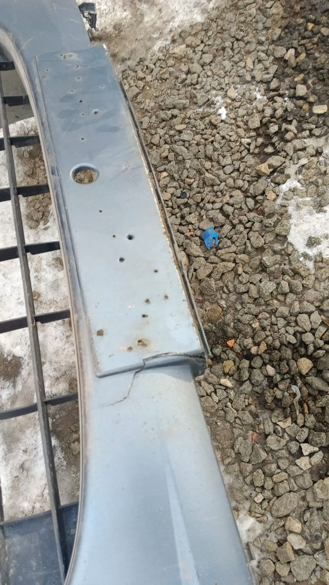 https://ycs.partsauto.market/partsauto-images/thmbs/userImages/86639159375c37f71cfc850516777b62/part/ac7c3ce0-92b4-45e8-8272-9c1d5b15aaac_1740320193055.jpg