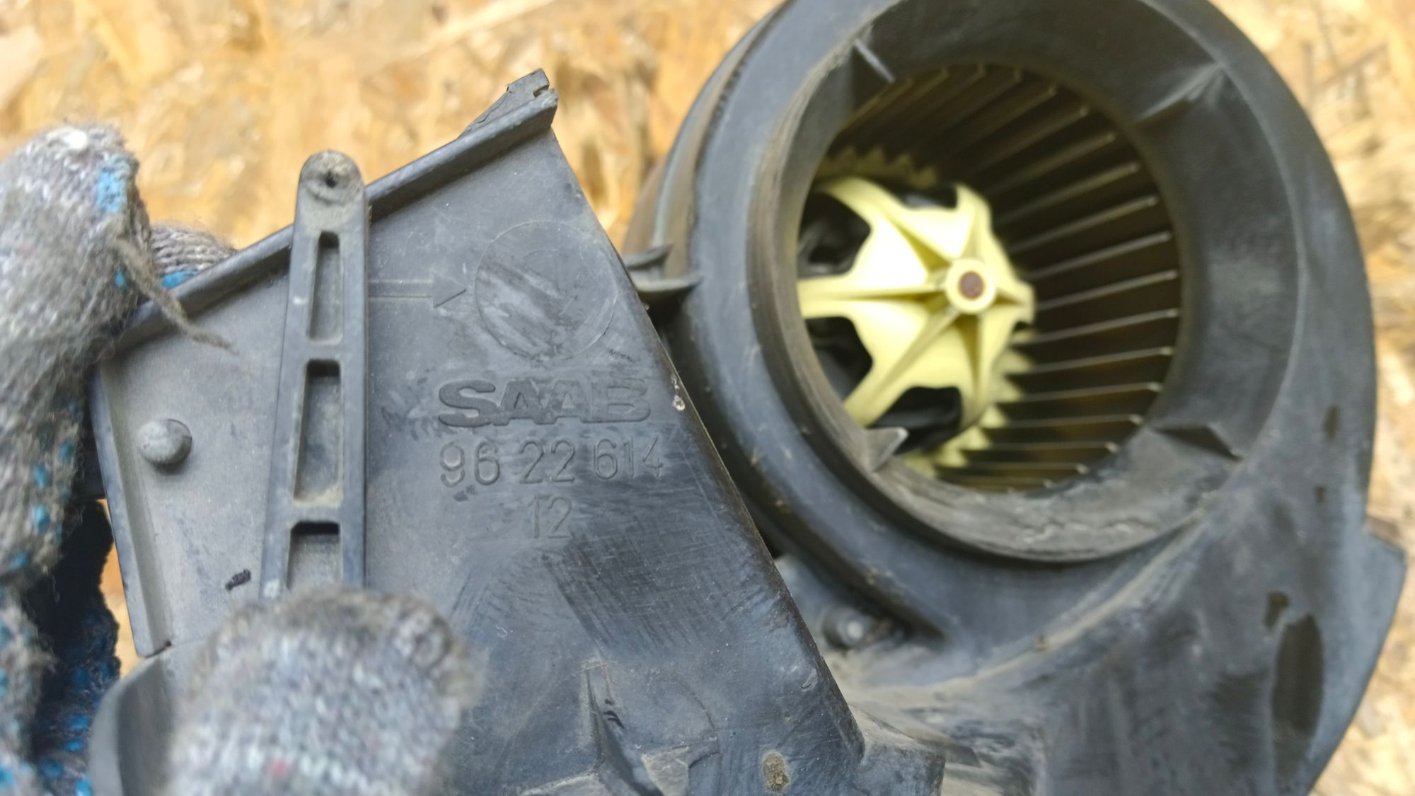 https://ycs.partsauto.market/partsauto-images/thmbs/userImages/86639159375c37f71cfc850516777b62/part/adfc5098-1c9d-4520-8fe6-6af32bf3f3bc_1730985343829.jpg