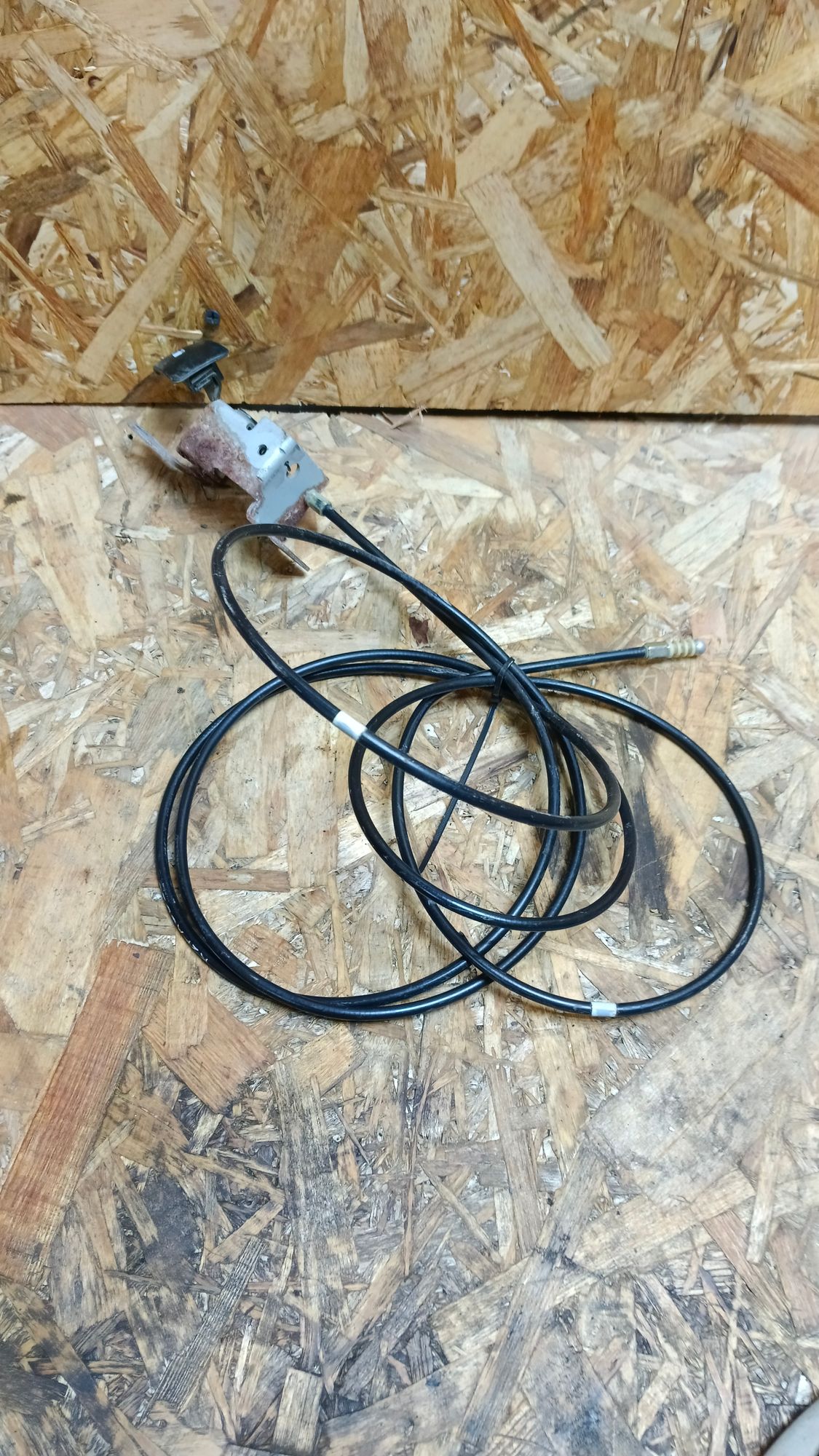 https://ycs.partsauto.market/partsauto-images/thmbs/userImages/86639159375c37f71cfc850516777b62/part/b2cd42e3-818a-420c-8b0e-fbba7325415e_1736171658153.jpg