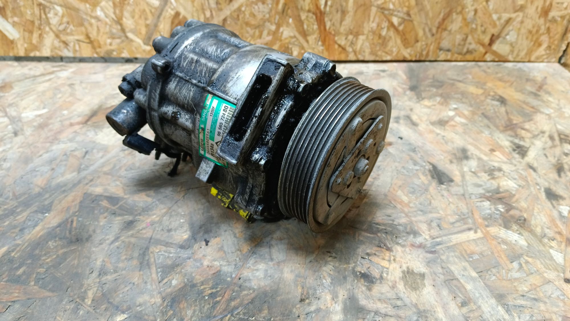 https://ycs.partsauto.market/partsauto-images/thmbs/userImages/86639159375c37f71cfc850516777b62/part/b31693ea-3d0f-4872-9005-4c68fda99738_1739970405815.jpg