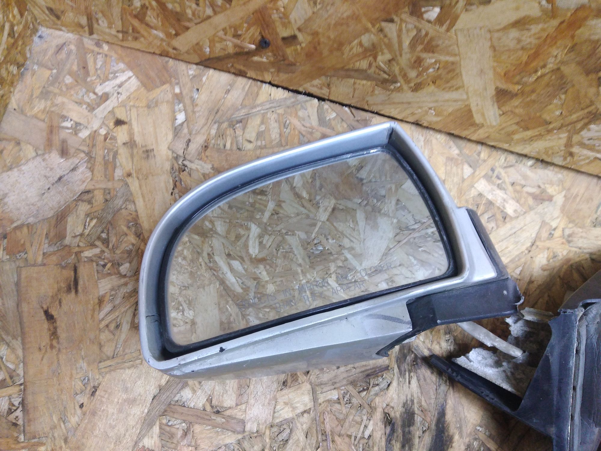 https://ycs.partsauto.market/partsauto-images/thmbs/userImages/86639159375c37f71cfc850516777b62/part/b732a43e-f984-4dc2-84f8-bff030d801be_1735066786917.jpg