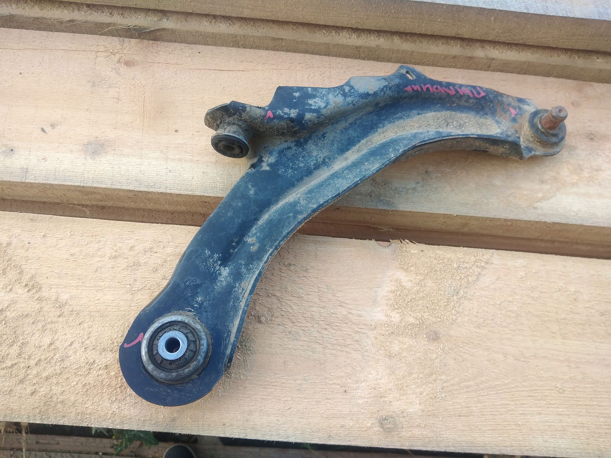 https://ycs.partsauto.market/partsauto-images/thmbs/userImages/86639159375c37f71cfc850516777b62/part/b790c3aa-3ad3-41e1-afca-1d7c3e941ab9_1727240864072.jpg