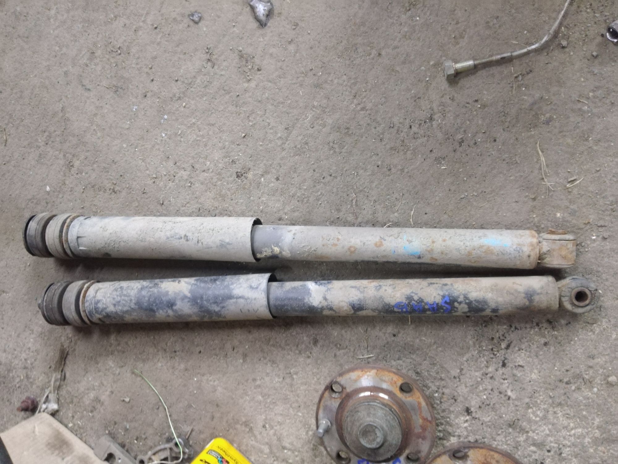 https://ycs.partsauto.market/partsauto-images/thmbs/userImages/86639159375c37f71cfc850516777b62/part/c0632db4-c060-48cb-aca5-c75ed88fc675_1739625022124.jpg
