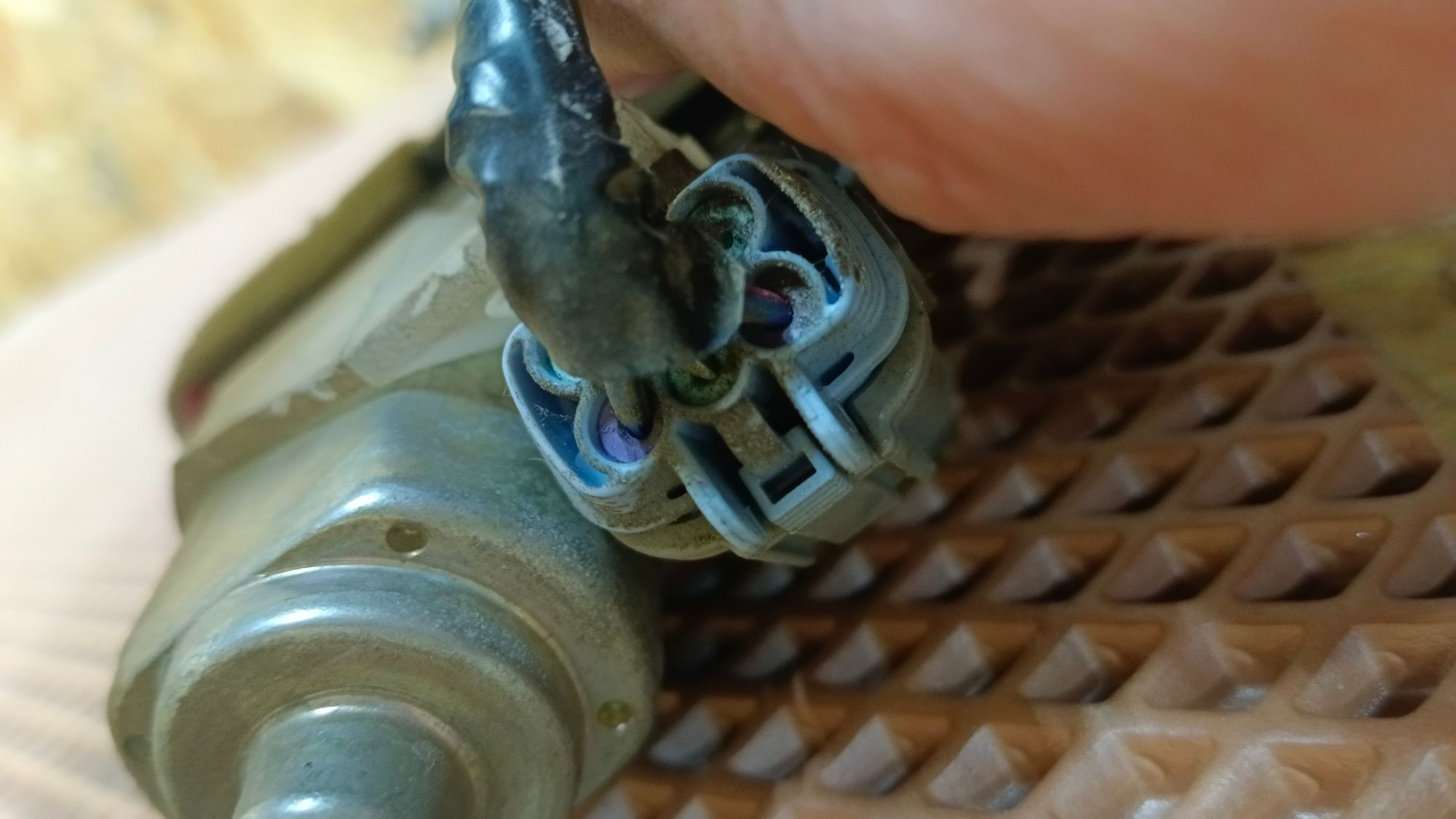 https://ycs.partsauto.market/partsauto-images/thmbs/userImages/86639159375c37f71cfc850516777b62/part/d01efa8d-e71f-4cae-9b96-f3bd06d51f4c_1743218372726.jpg