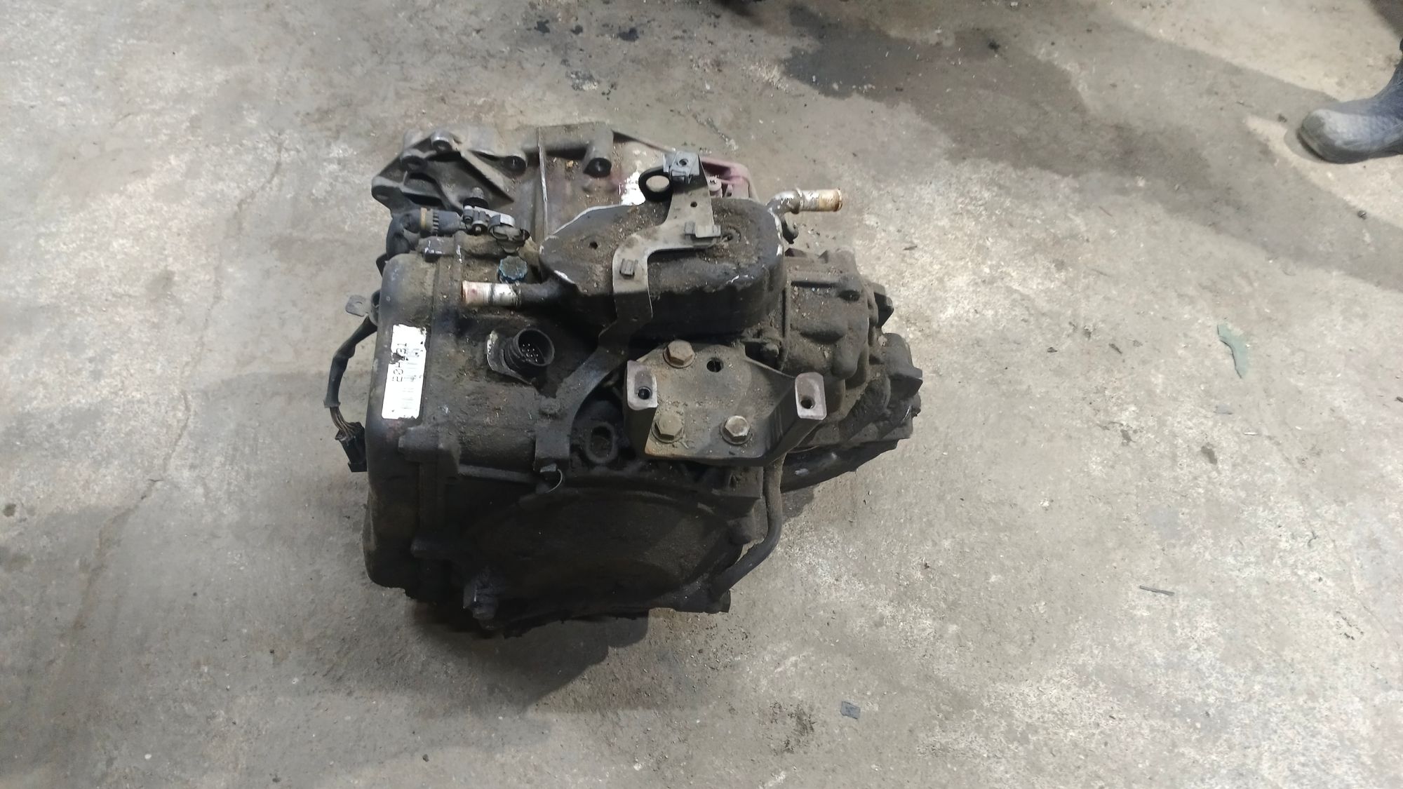 https://ycs.partsauto.market/partsauto-images/thmbs/userImages/86639159375c37f71cfc850516777b62/part/e895b3ea-c185-4642-bba4-7aaf6039efc2_1740293107056.jpg