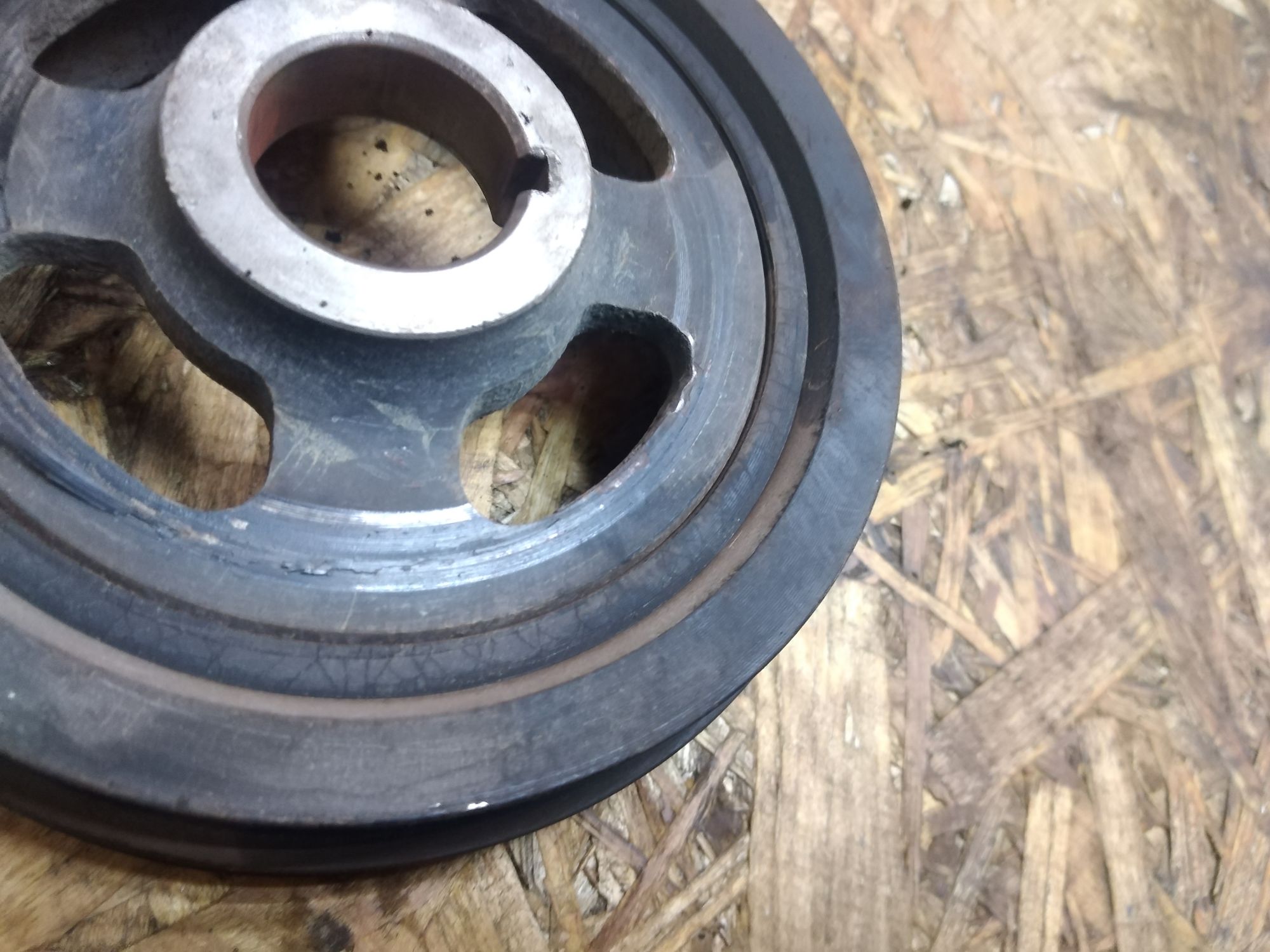 https://ycs.partsauto.market/partsauto-images/thmbs/userImages/86639159375c37f71cfc850516777b62/part/ea926fe0-dafb-4fa2-a831-432badb0cdf9_1734777181278.jpg