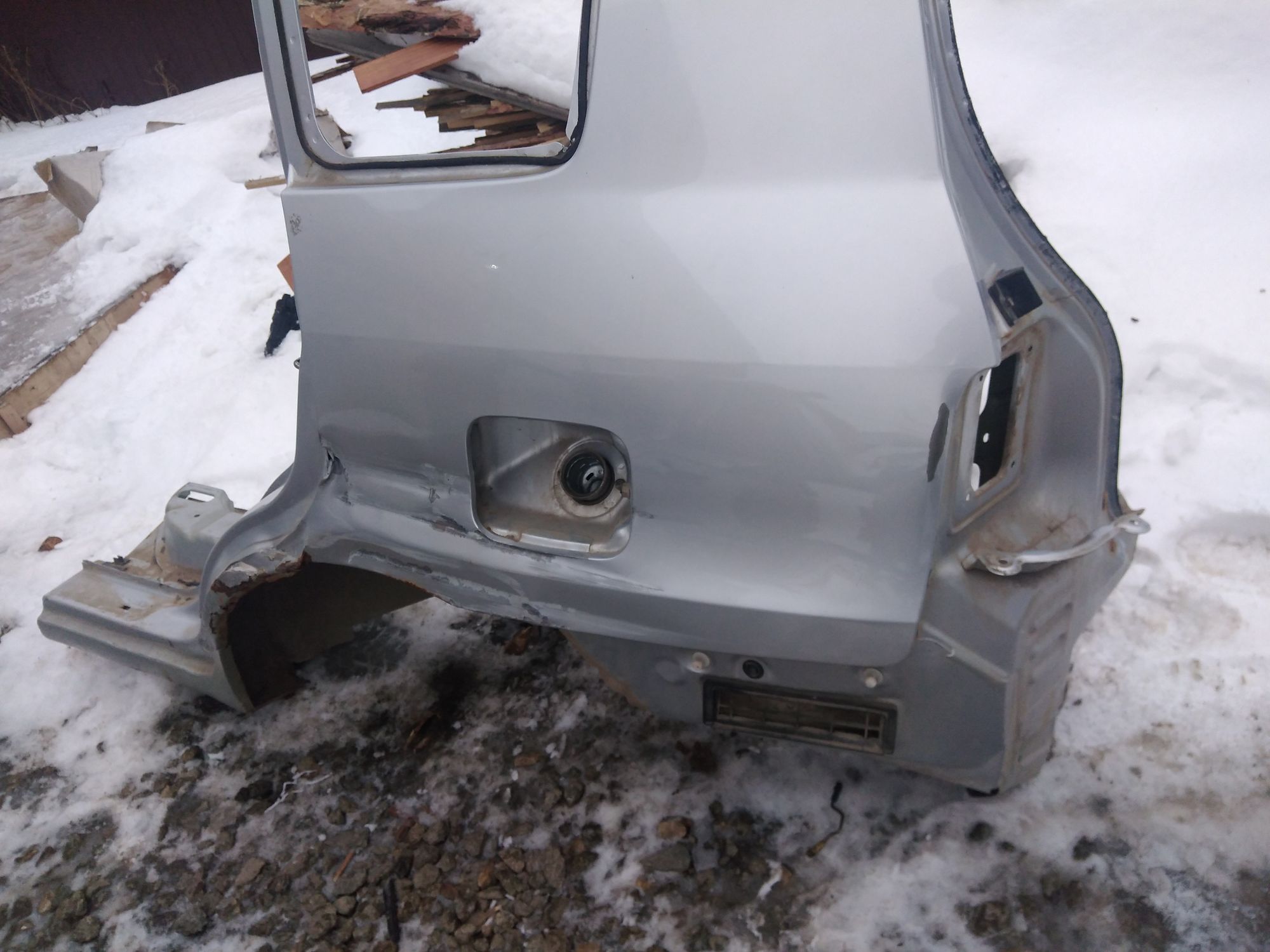 https://ycs.partsauto.market/partsauto-images/thmbs/userImages/86639159375c37f71cfc850516777b62/part/eab3aa8a-04aa-499c-ac96-b237d88df892_1736104394568.jpg
