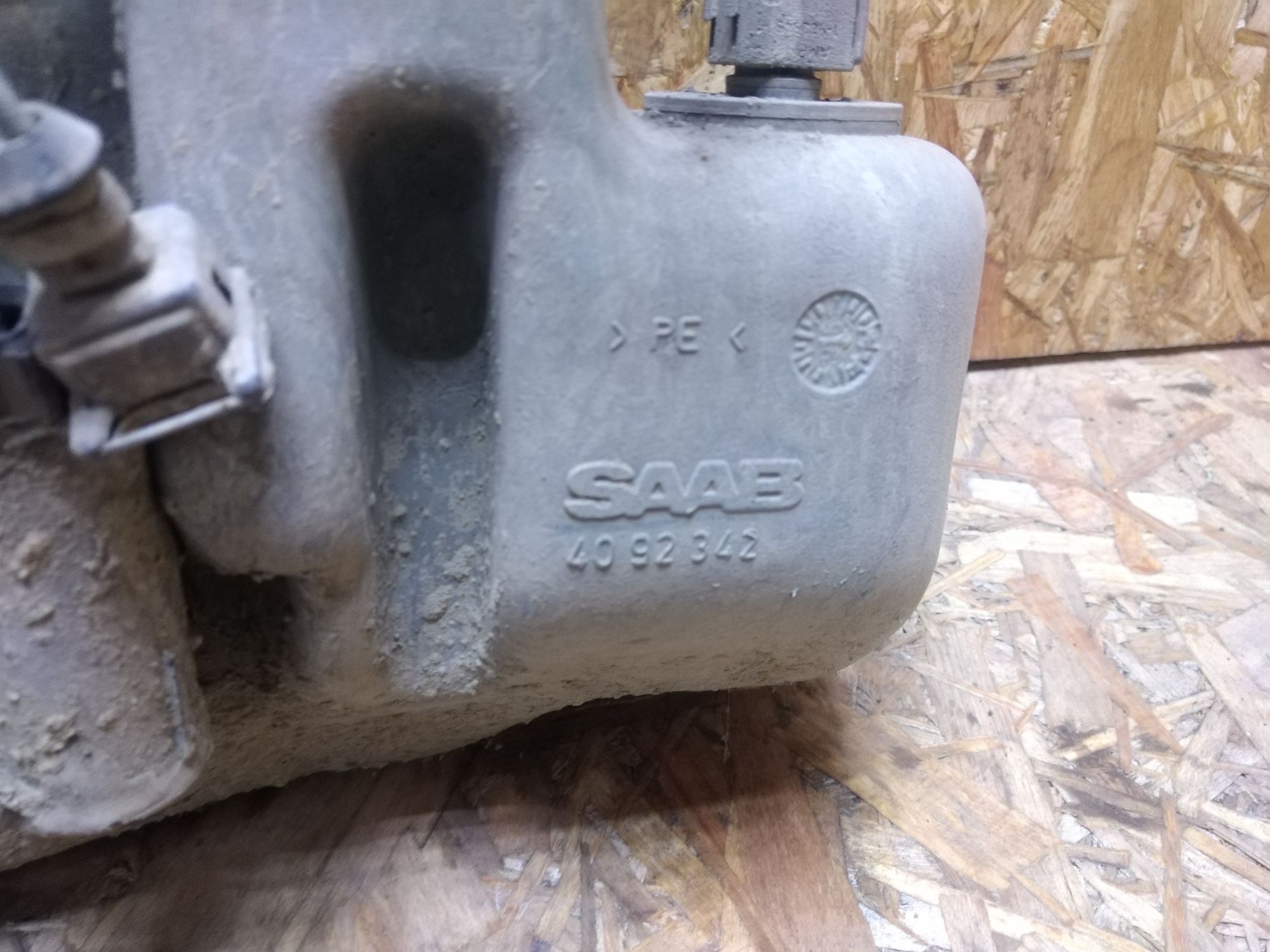 https://ycs.partsauto.market/partsauto-images/thmbs/userImages/86639159375c37f71cfc850516777b62/part/eb49f3dc-3e41-4bcb-aace-4124c3f9c0ab_1738181718140.jpg