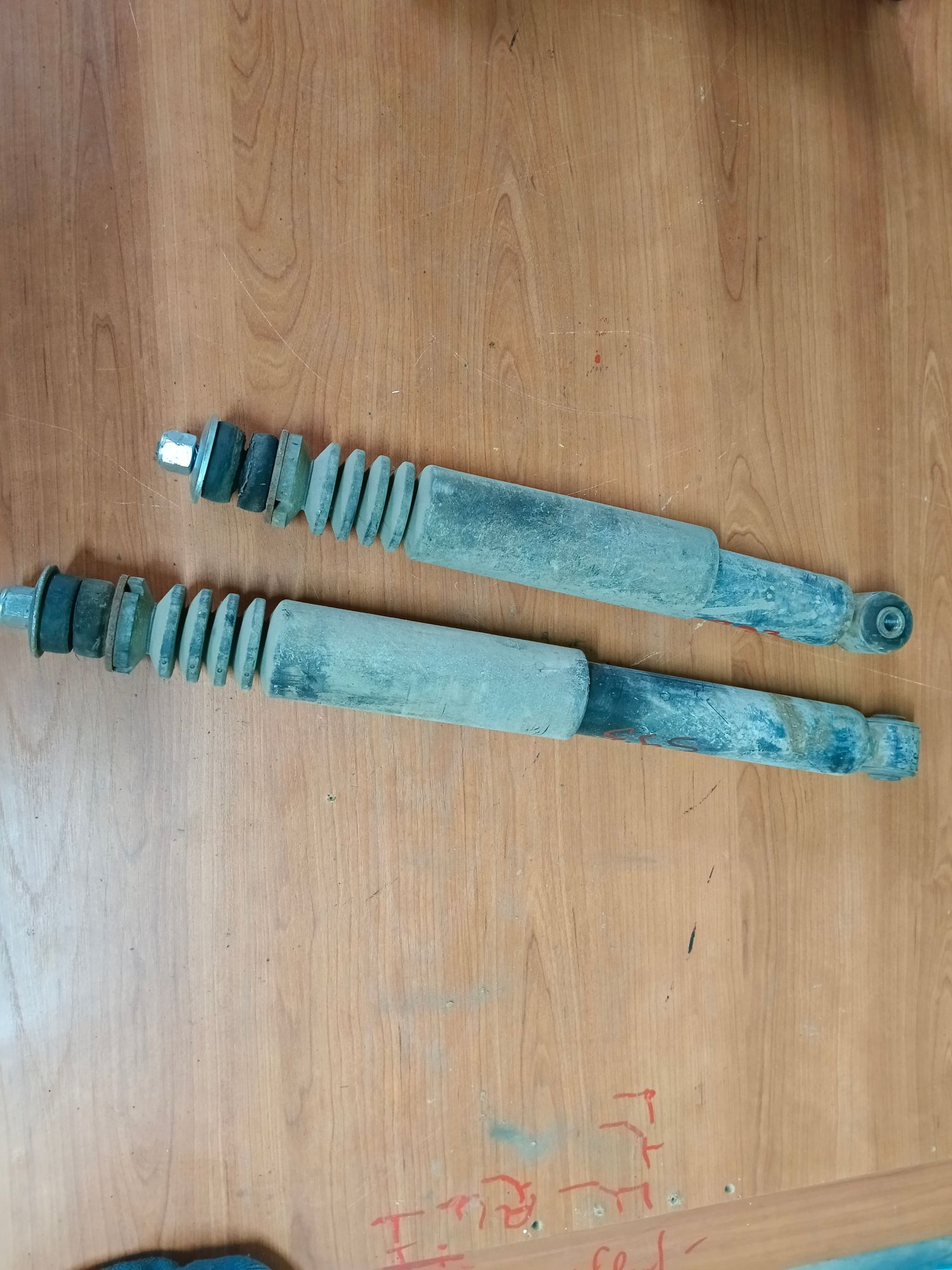 https://ycs.partsauto.market/partsauto-images/thmbs/userImages/86639159375c37f71cfc850516777b62/part/f0af36bc-d28c-4044-9c17-e45fe17e42f1_1716924890468.jpg