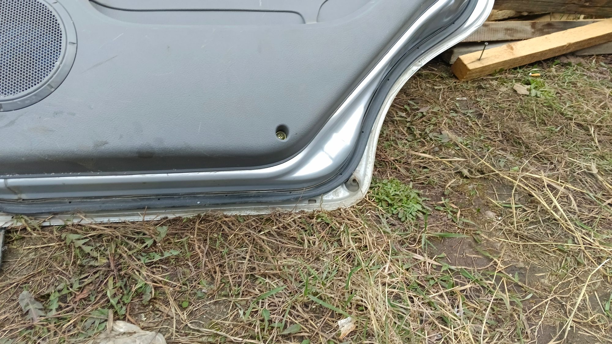 https://ycs.partsauto.market/partsauto-images/thmbs/userImages/86639159375c37f71cfc850516777b62/part/f7e2d35b-3a84-4637-abbe-cba076a9a7a3_1745210313746.jpg