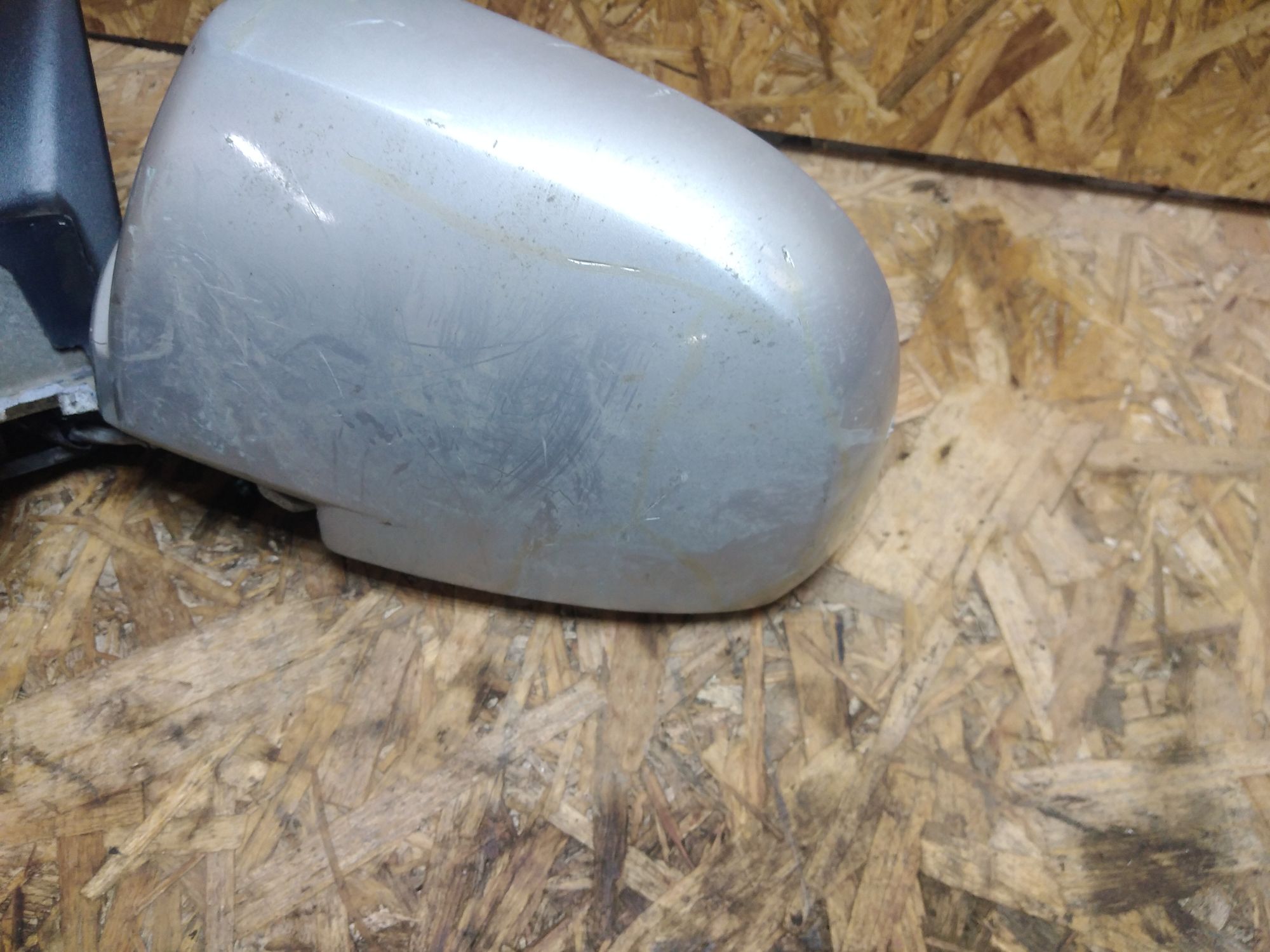 https://ycs.partsauto.market/partsauto-images/thmbs/userImages/86639159375c37f71cfc850516777b62/part/f825d60c-b00b-4bc2-be35-a3c3b9682ec5_1735066785996.jpg