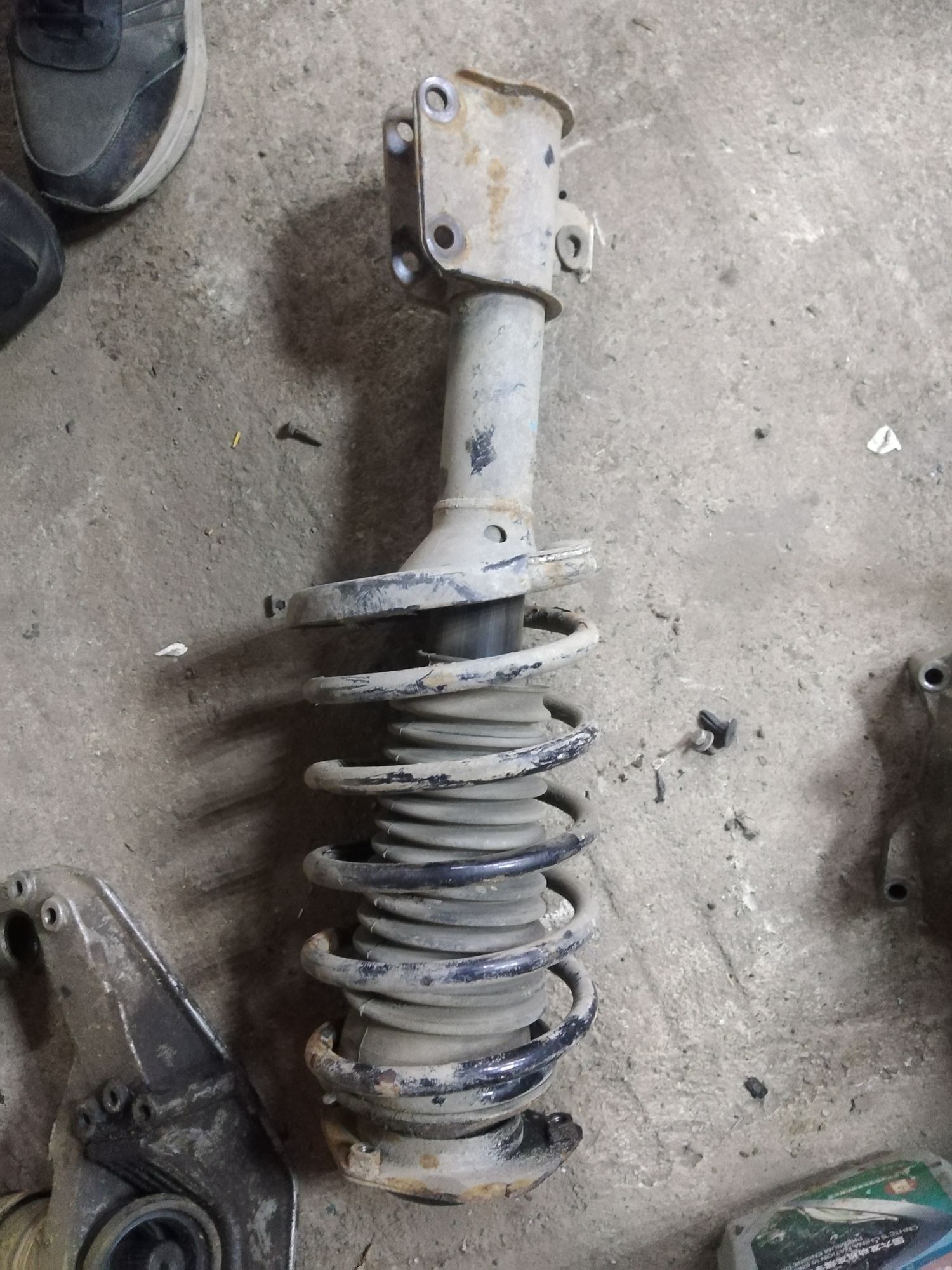 https://ycs.partsauto.market/partsauto-images/thmbs/userImages/86639159375c37f71cfc850516777b62/part/f9b5f9a2-941e-4a4c-982d-4cd3cea07b26_1739624410056.jpg
