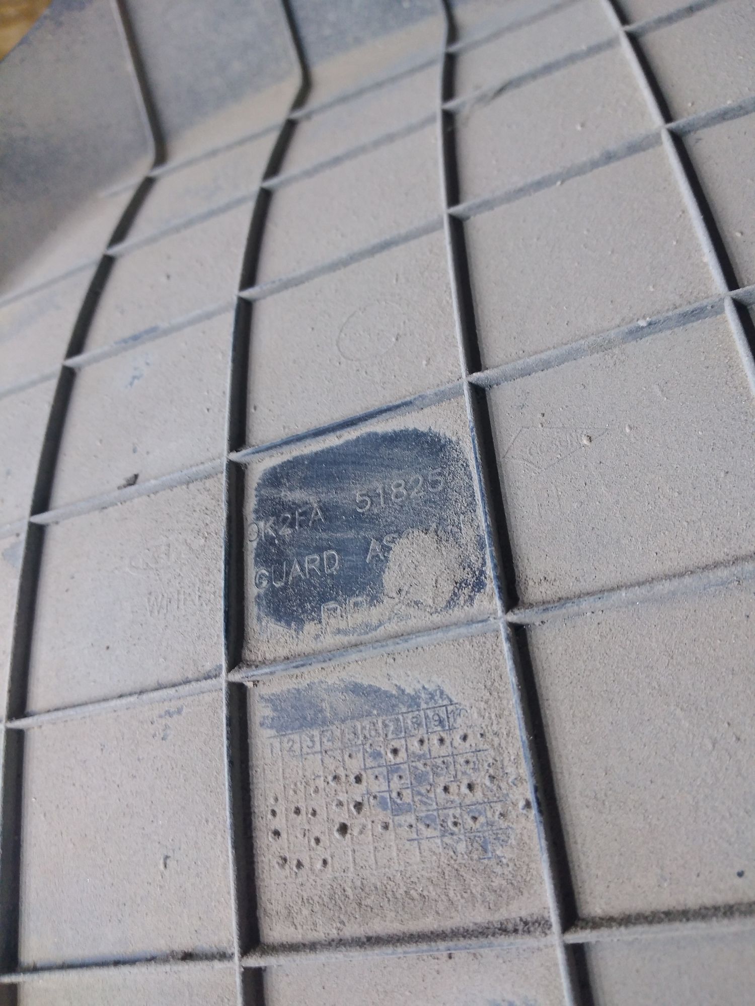 https://ycs.partsauto.market/partsauto-images/thmbs/userImages/86639159375c37f71cfc850516777b62/part/fcbd1caa-93aa-48bd-a3c4-c032223cc696_1736279872325.jpg