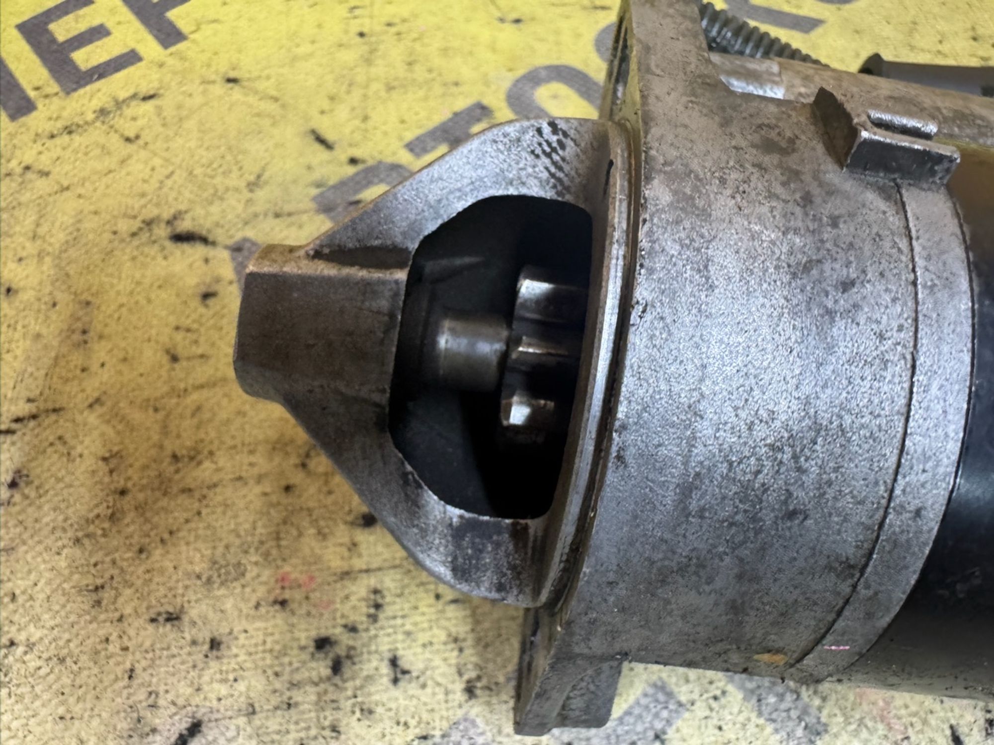 https://ycs.partsauto.market/partsauto-images/thmbs/userImages/87497919e31020c6b1c735431d06908a/part/028460f0-39e3-460a-873b-5efac7cabc6b_1787295426178.jpg