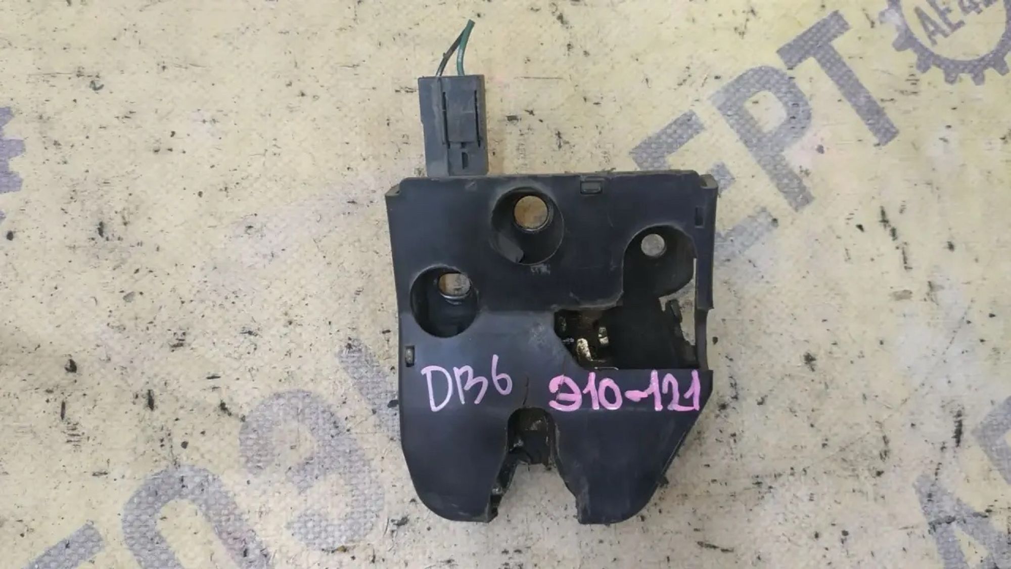 https://ycs.partsauto.market/partsauto-images/thmbs/userImages/87497919e31020c6b1c735431d06908a/part/02cc52fa-b4b4-43cf-9585-47cae09d5816_1783410430139.jpg
