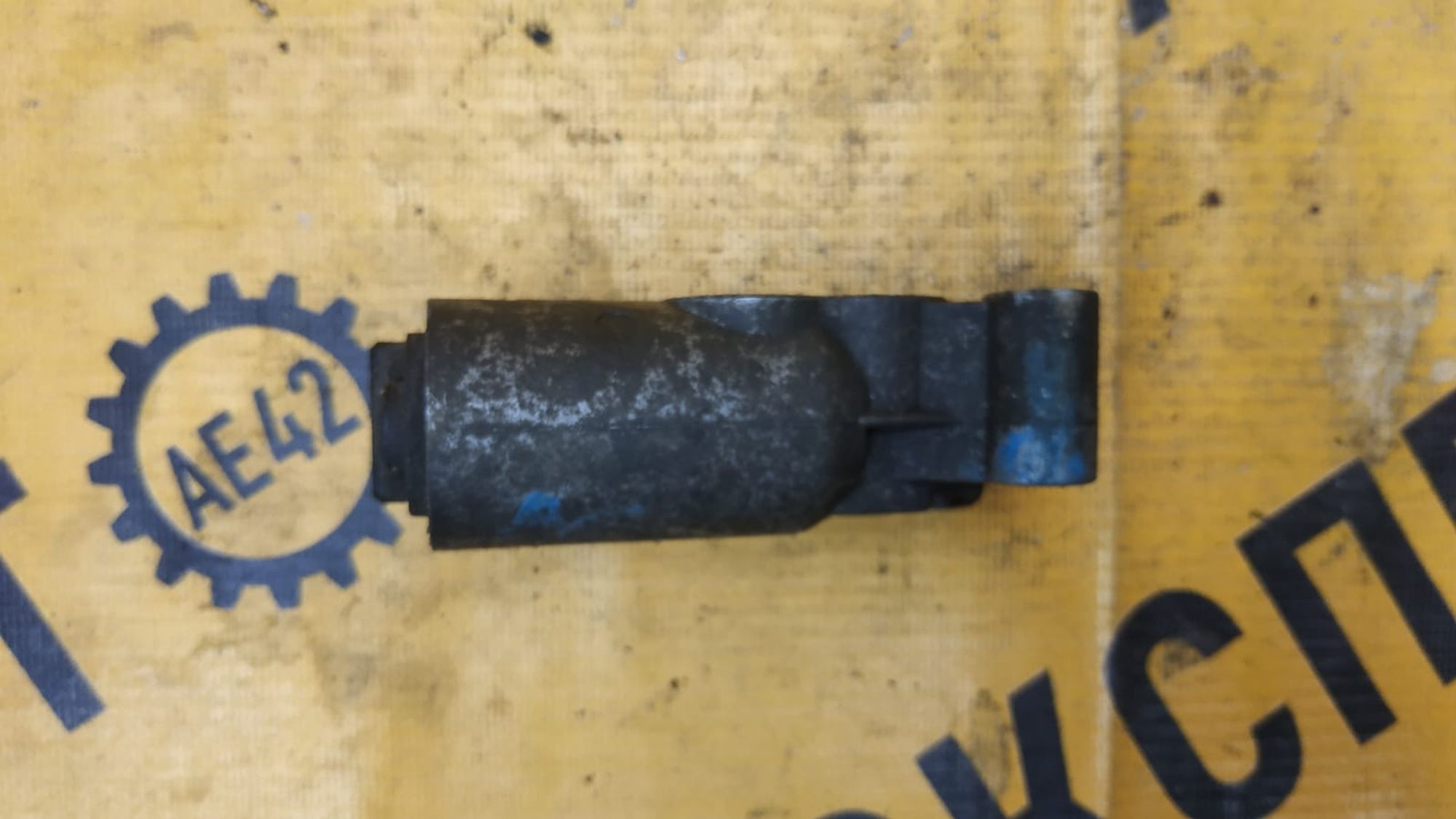 https://ycs.partsauto.market/partsauto-images/thmbs/userImages/87497919e31020c6b1c735431d06908a/part/054b7924-d89a-44c1-ac9f-126903d92a6e_1738833786193.jpg