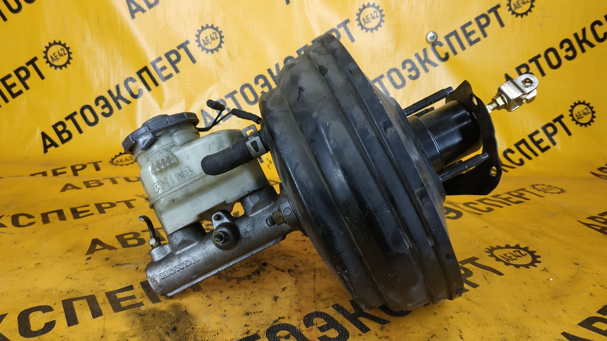 https://ycs.partsauto.market/partsauto-images/thmbs/userImages/87497919e31020c6b1c735431d06908a/part/05ef5011-9845-41cf-a4fa-900941256c4a_1712571717845.jpg