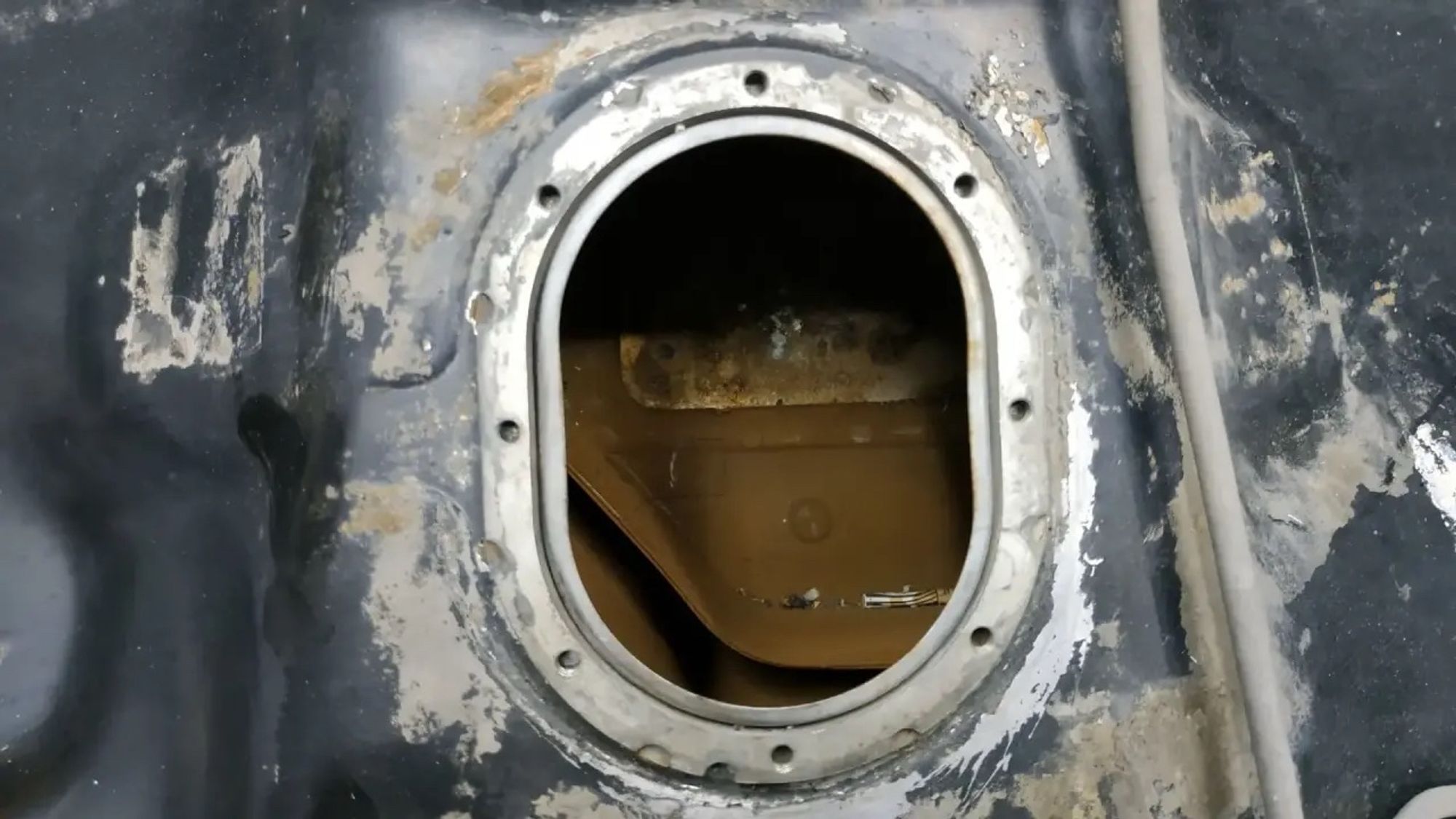 https://ycs.partsauto.market/partsauto-images/thmbs/userImages/87497919e31020c6b1c735431d06908a/part/093af719-c31a-4975-b847-067419dddcc6_1785465655790.jpg