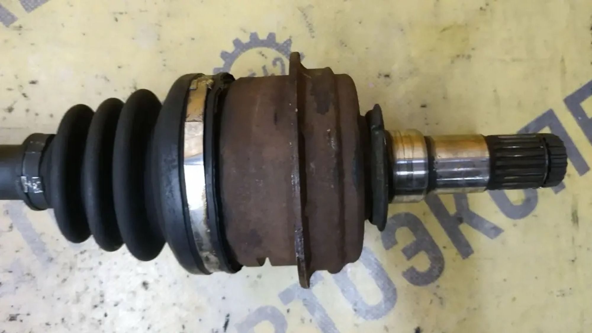 https://ycs.partsauto.market/partsauto-images/thmbs/userImages/87497919e31020c6b1c735431d06908a/part/0b29d431-640e-4f15-9c4c-91e9cea5ed90_1785231293513.jpg