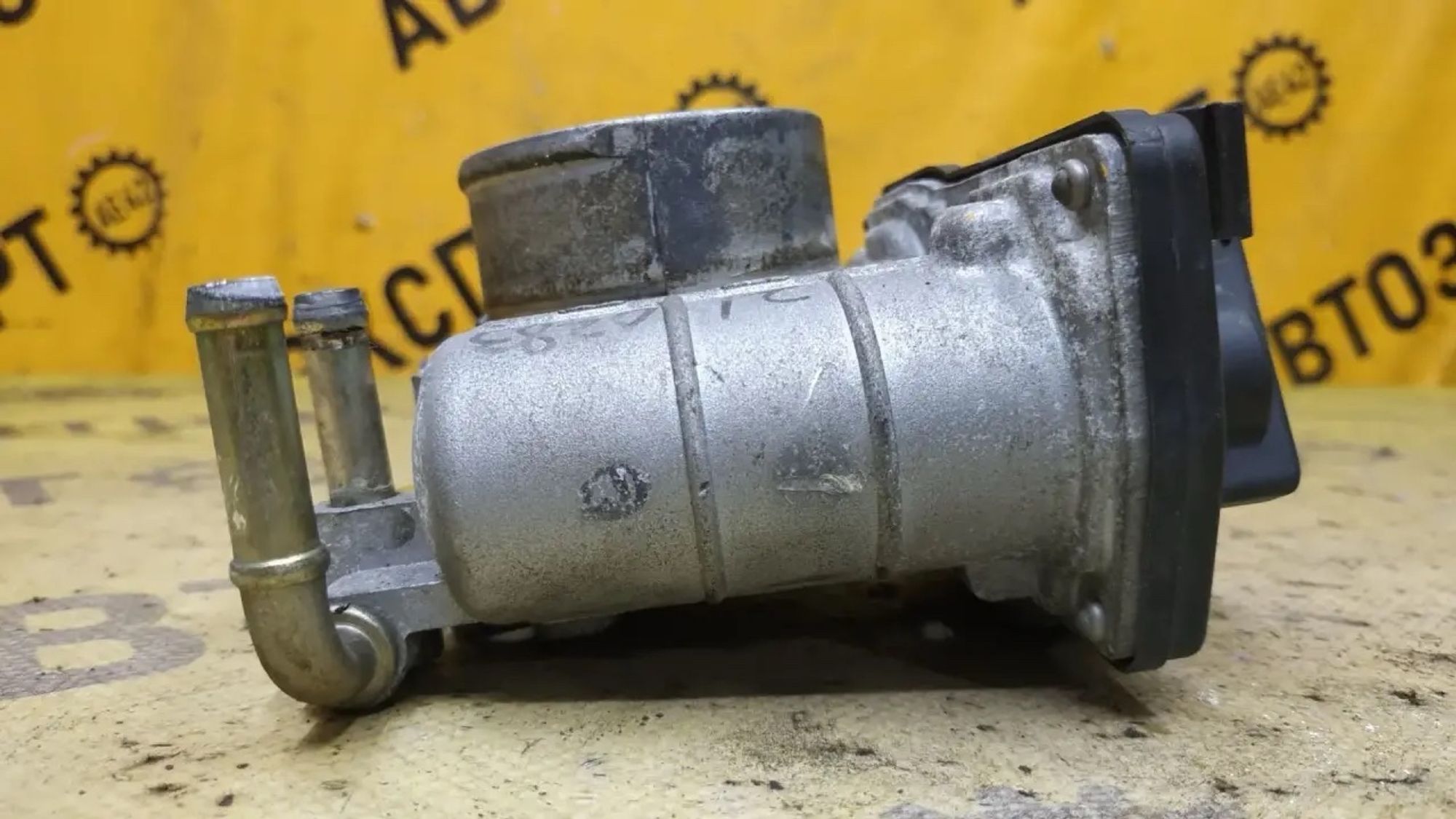 https://ycs.partsauto.market/partsauto-images/thmbs/userImages/87497919e31020c6b1c735431d06908a/part/0b527be0-c9c7-441f-b7d3-49fae08e038c_1784789543886.jpg
