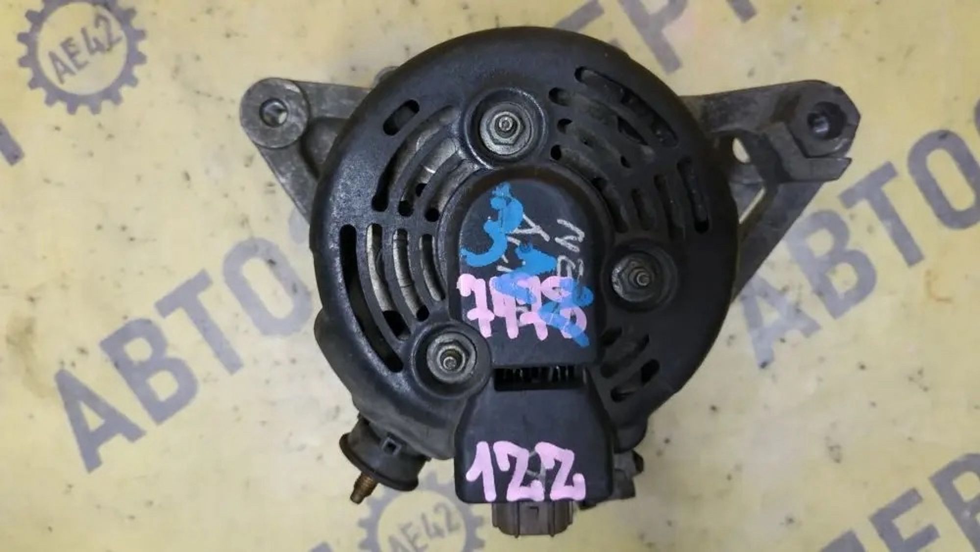 https://ycs.partsauto.market/partsauto-images/thmbs/userImages/87497919e31020c6b1c735431d06908a/part/0e613cdb-63ad-40e0-bc86-fe2246332258_1777543624757.jpg
