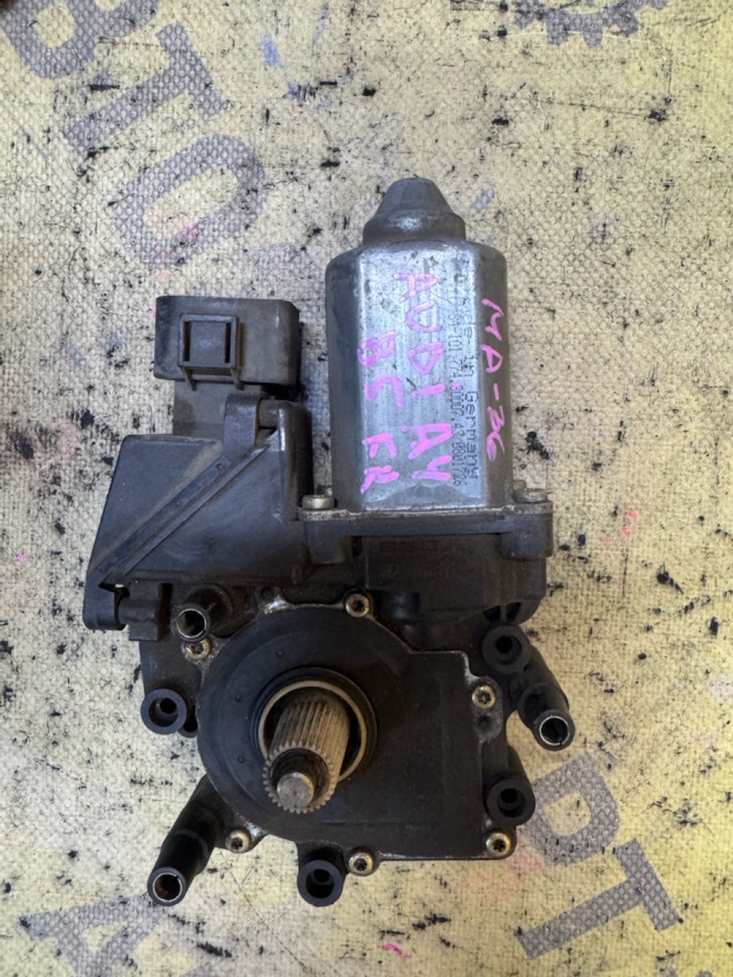https://ycs.partsauto.market/partsauto-images/thmbs/userImages/87497919e31020c6b1c735431d06908a/part/115d5508-69e5-48e0-a280-34df3e8c9099_1787550836462.jpg