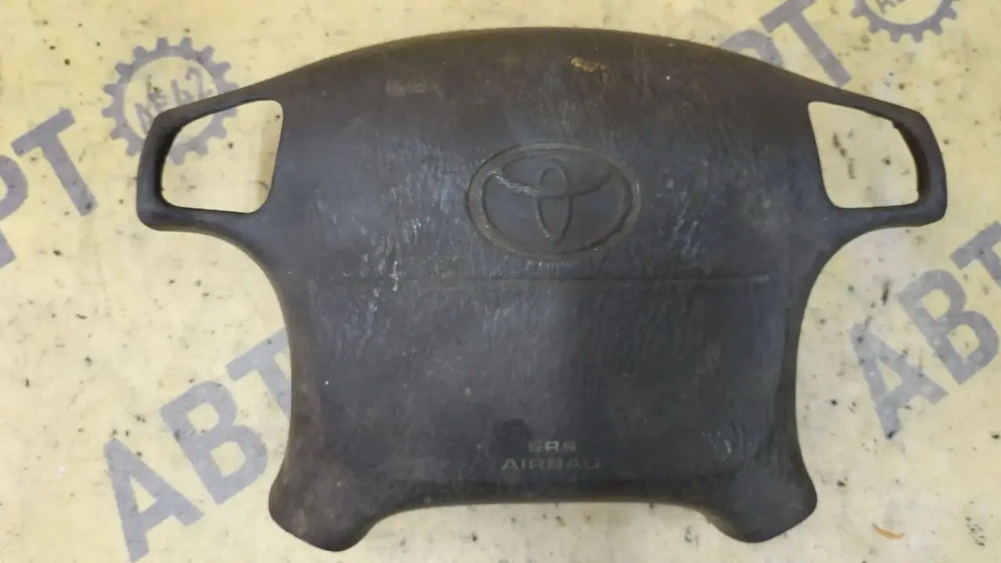 https://ycs.partsauto.market/partsauto-images/thmbs/userImages/87497919e31020c6b1c735431d06908a/part/11f9432e-445b-470e-ae66-b75bf7fa53b5_1782204915365.jpg
