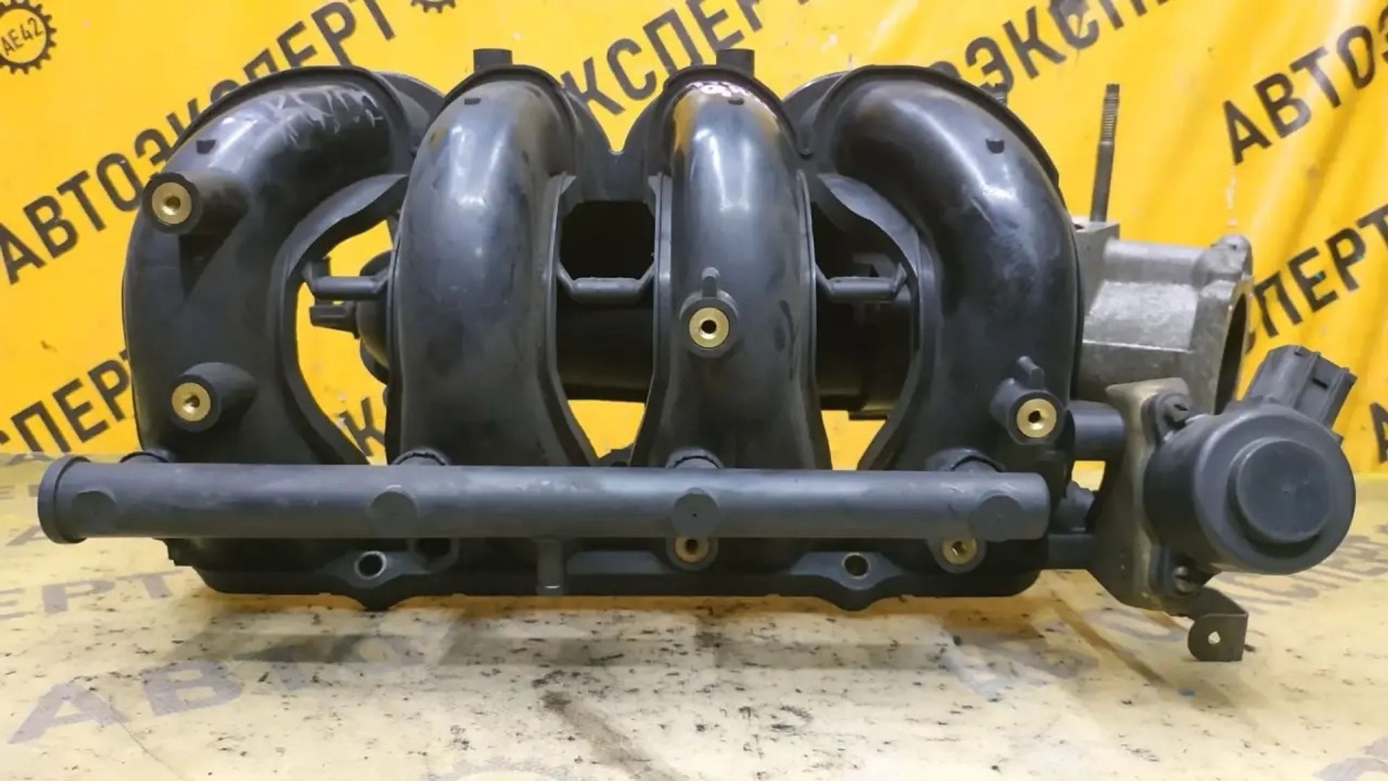 https://ycs.partsauto.market/partsauto-images/thmbs/userImages/87497919e31020c6b1c735431d06908a/part/124cf444-5f12-46b6-8992-bf4b5760cda5_1787022756503.jpg