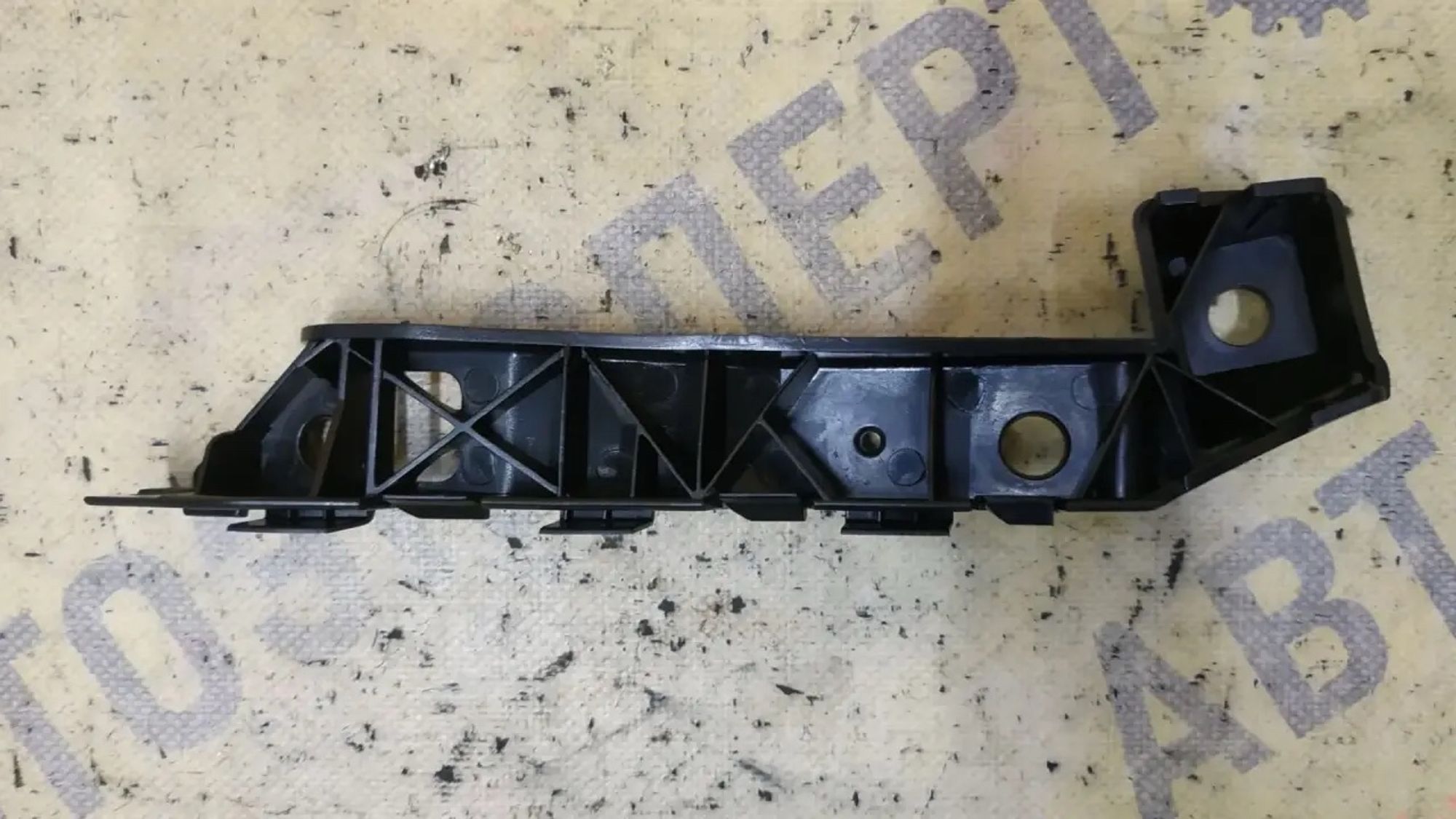https://ycs.partsauto.market/partsauto-images/thmbs/userImages/87497919e31020c6b1c735431d06908a/part/16247698-fedb-4941-b9aa-95301858aeab_1786092807111.jpg