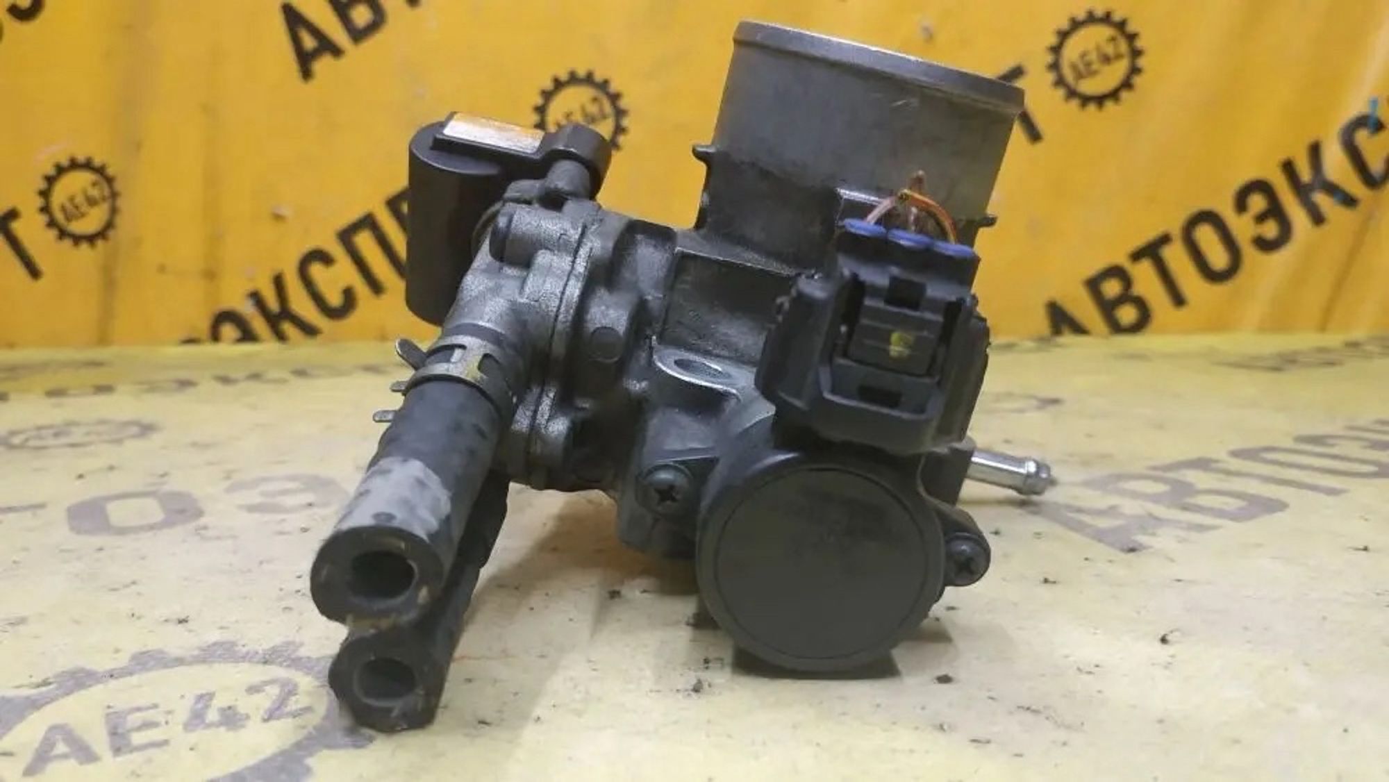 https://ycs.partsauto.market/partsauto-images/thmbs/userImages/87497919e31020c6b1c735431d06908a/part/16fc5f32-9ca0-4754-84f6-8f3d9e9368c0_1779437171435.jpg