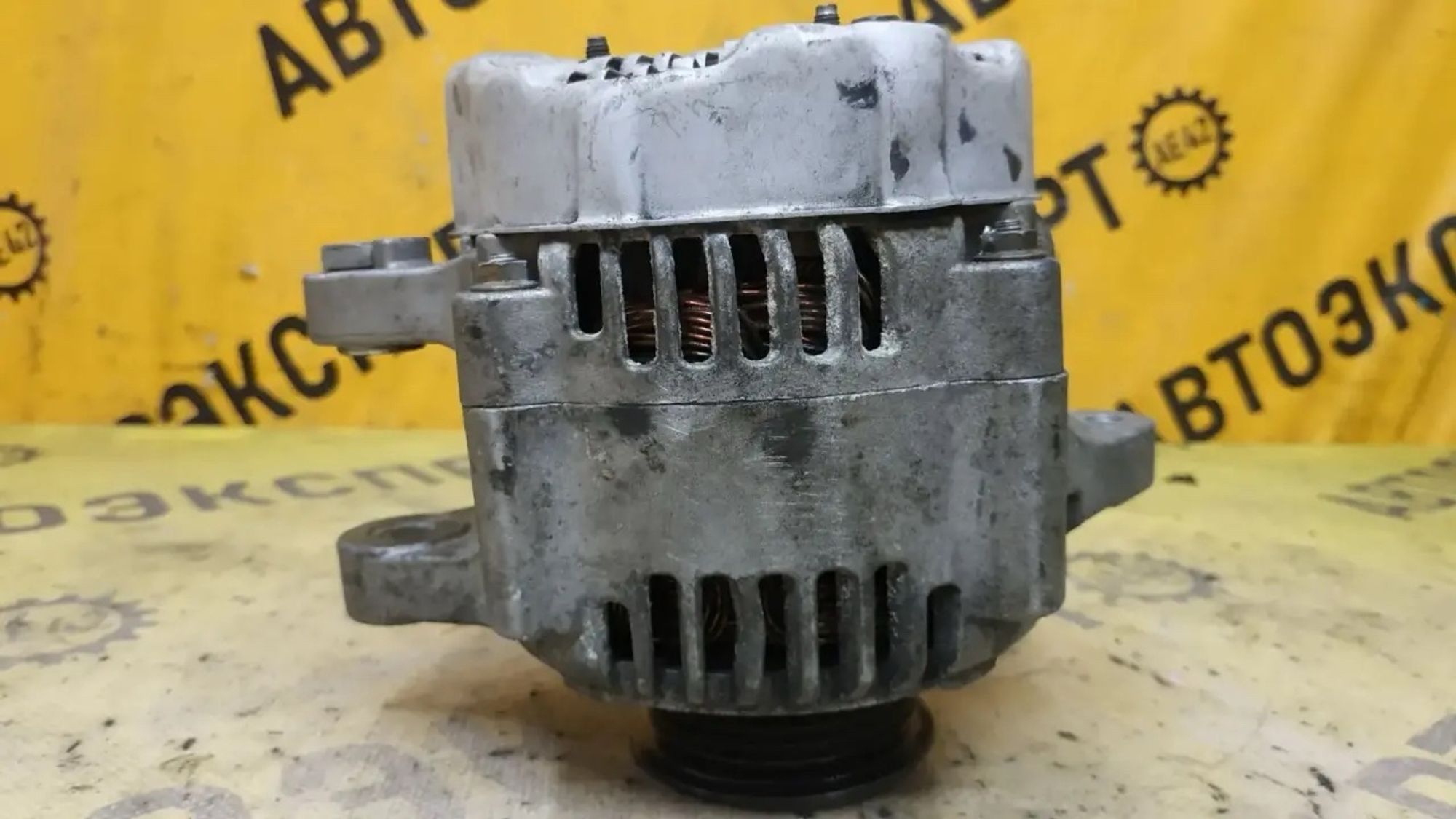 https://ycs.partsauto.market/partsauto-images/thmbs/userImages/87497919e31020c6b1c735431d06908a/part/16fd2d99-0b54-4515-8d41-52b85a596eac_1784271037860.jpg