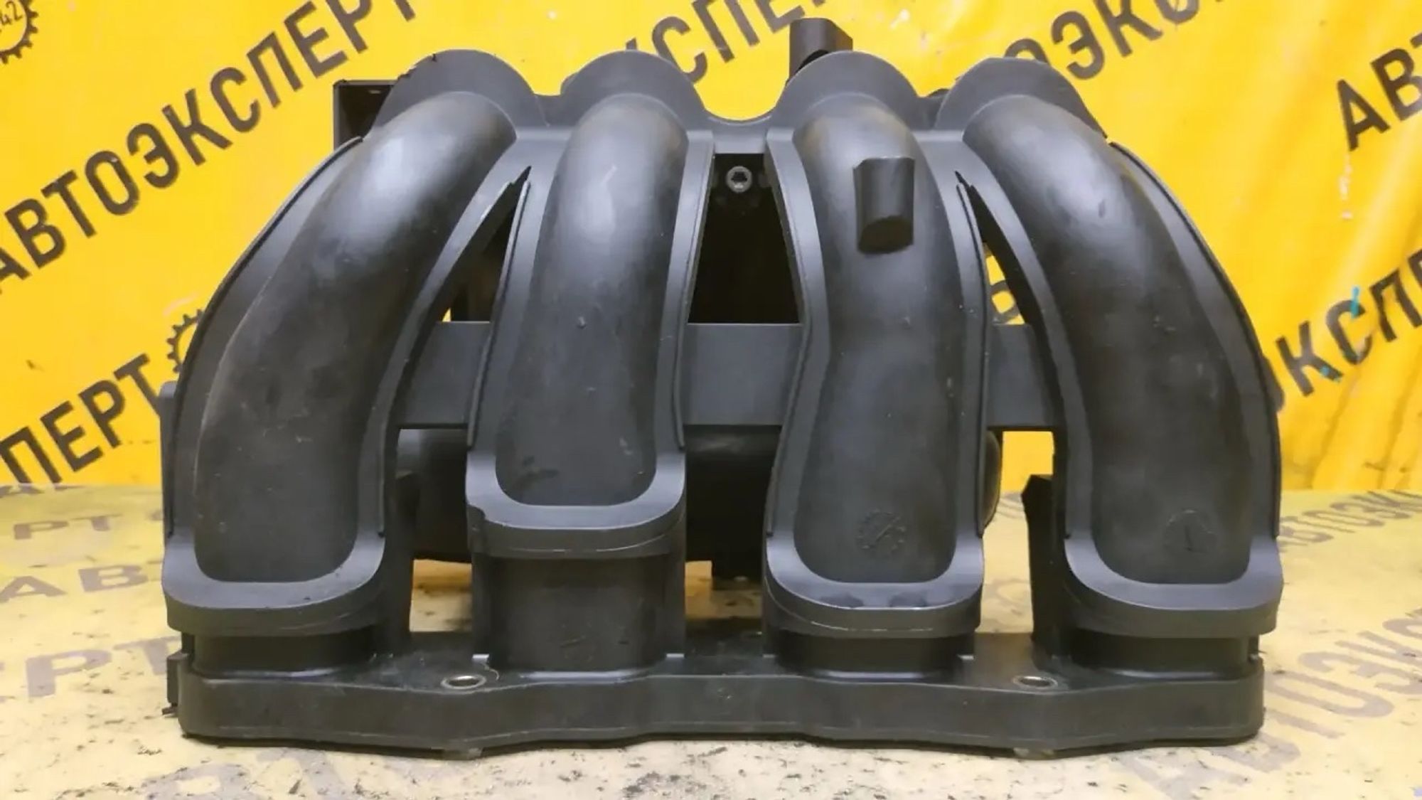 https://ycs.partsauto.market/partsauto-images/thmbs/userImages/87497919e31020c6b1c735431d06908a/part/19ba5698-4e59-477d-aee3-e164a8492d45_1787022737146.jpg