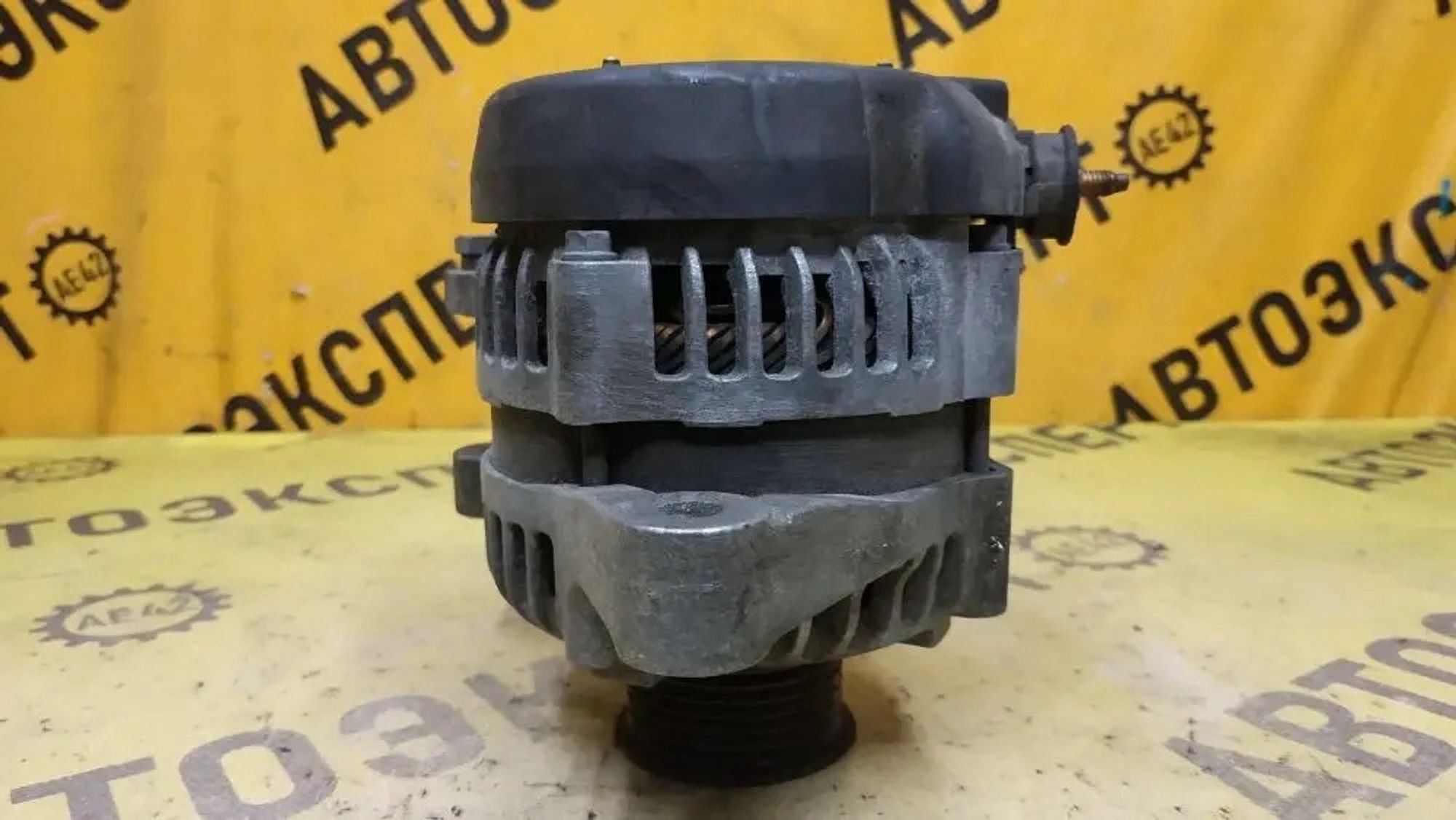 https://ycs.partsauto.market/partsauto-images/thmbs/userImages/87497919e31020c6b1c735431d06908a/part/1a1002b8-01ec-420d-9cd2-a6acc6186828_1777543628578.jpg