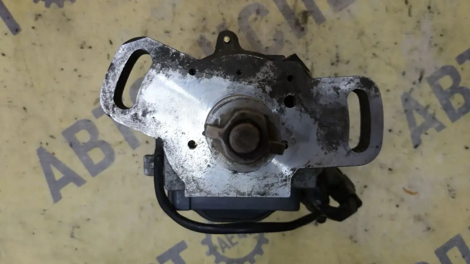 https://ycs.partsauto.market/partsauto-images/thmbs/userImages/87497919e31020c6b1c735431d06908a/part/1c6ae62a-2bd7-4b8b-9b40-78d3743bce11_1781596399678.jpg