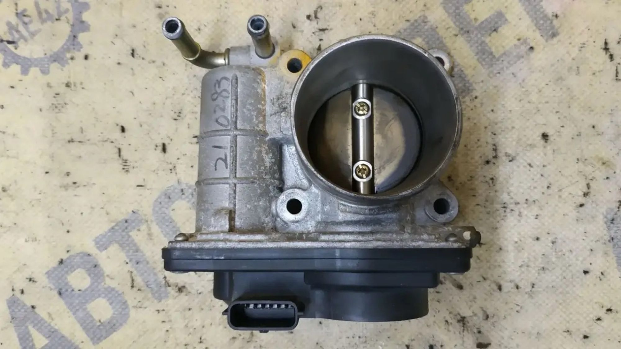 https://ycs.partsauto.market/partsauto-images/thmbs/userImages/87497919e31020c6b1c735431d06908a/part/1c785782-b438-441c-b954-16ecae41dc8b_1784789545476.jpg