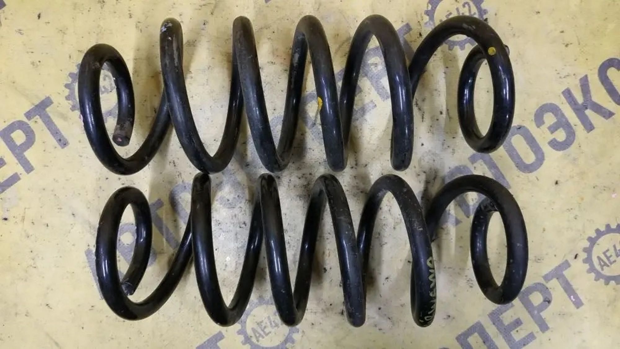 https://ycs.partsauto.market/partsauto-images/thmbs/userImages/87497919e31020c6b1c735431d06908a/part/1e6b64c7-1efd-4921-9db0-8b8fef7526bf_1780814376929.jpg