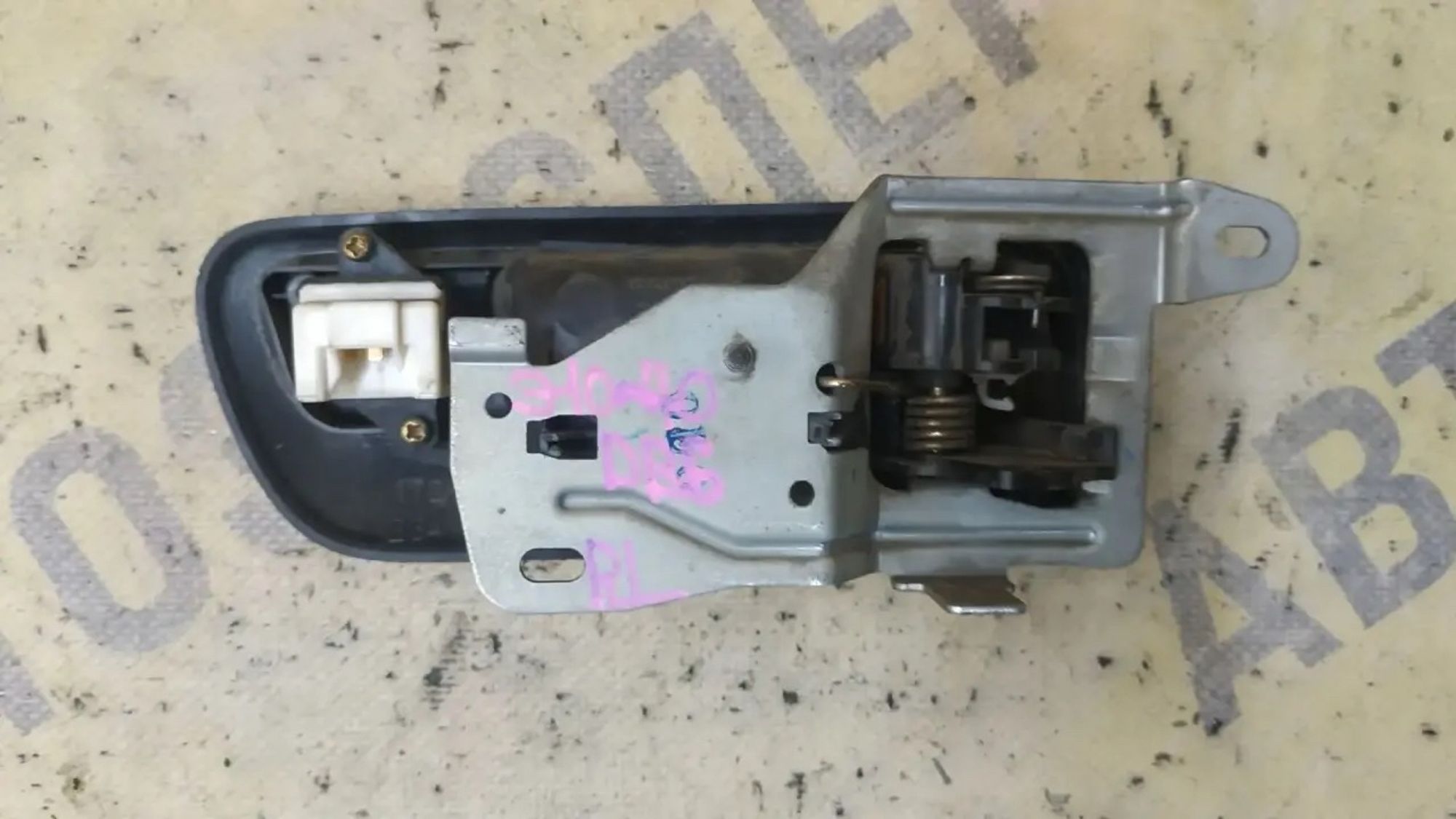 https://ycs.partsauto.market/partsauto-images/thmbs/userImages/87497919e31020c6b1c735431d06908a/part/1fc787c1-df8a-4388-bd75-86a213fd56a0_1783068704027.jpg