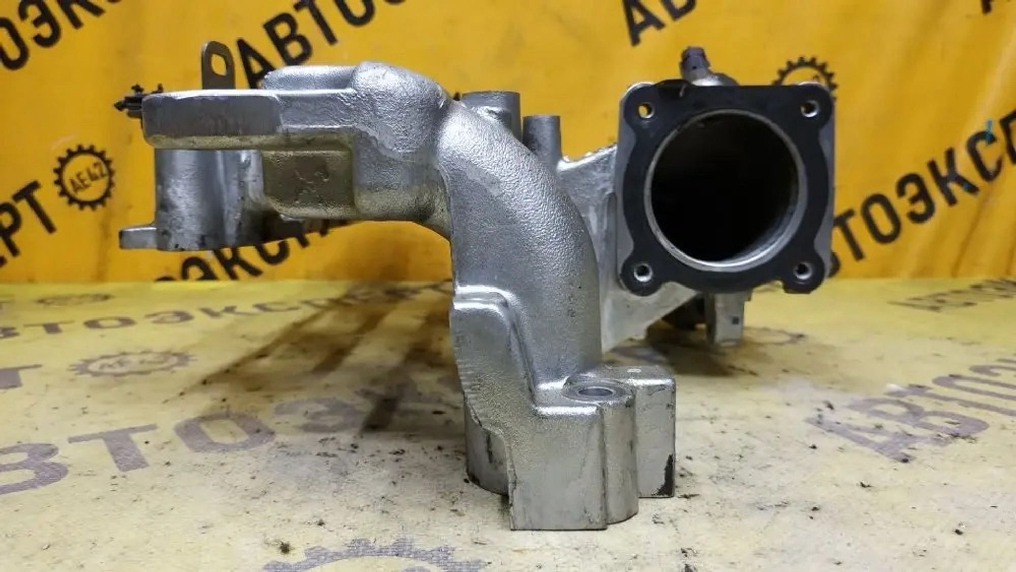 https://ycs.partsauto.market/partsauto-images/thmbs/userImages/87497919e31020c6b1c735431d06908a/part/21a9cc6b-9c5e-420e-9a36-f084ca5cd05a_1780814058520.jpg