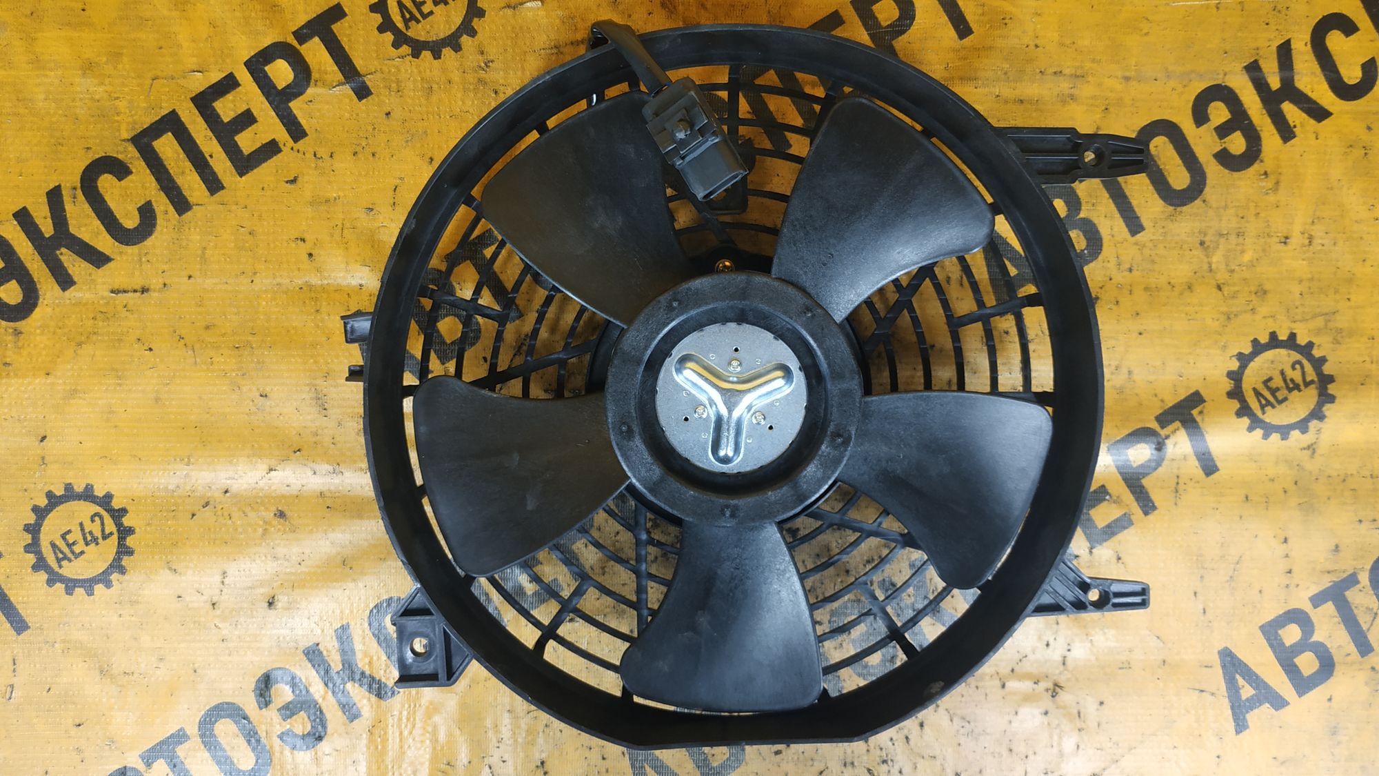 https://ycs.partsauto.market/partsauto-images/thmbs/userImages/87497919e31020c6b1c735431d06908a/part/2460c8ca-ba8e-49f2-8133-4fa8a4225f0b_1729058776826.jpg