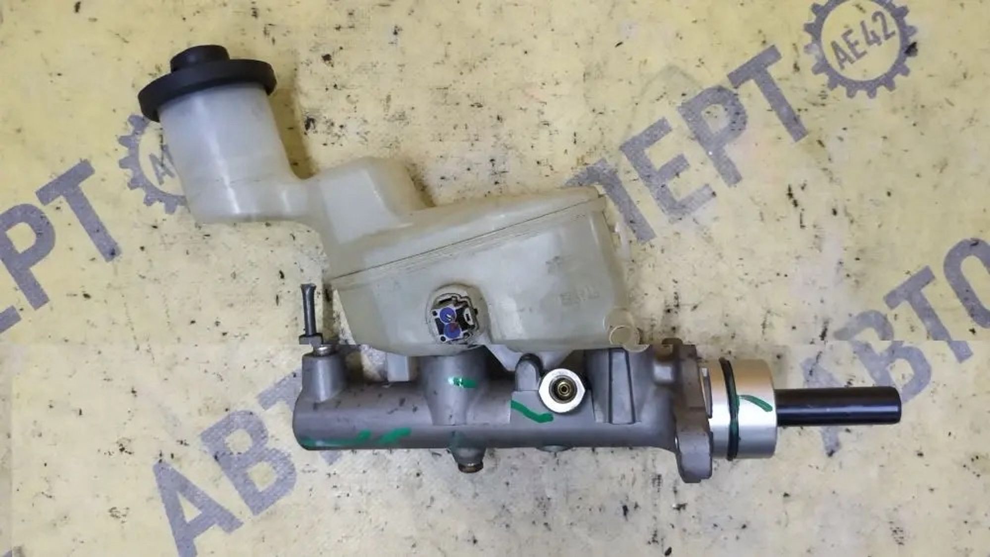 https://ycs.partsauto.market/partsauto-images/thmbs/userImages/87497919e31020c6b1c735431d06908a/part/25d0e119-3069-4815-b4ad-1196c3626ca3_1780324882844.jpg
