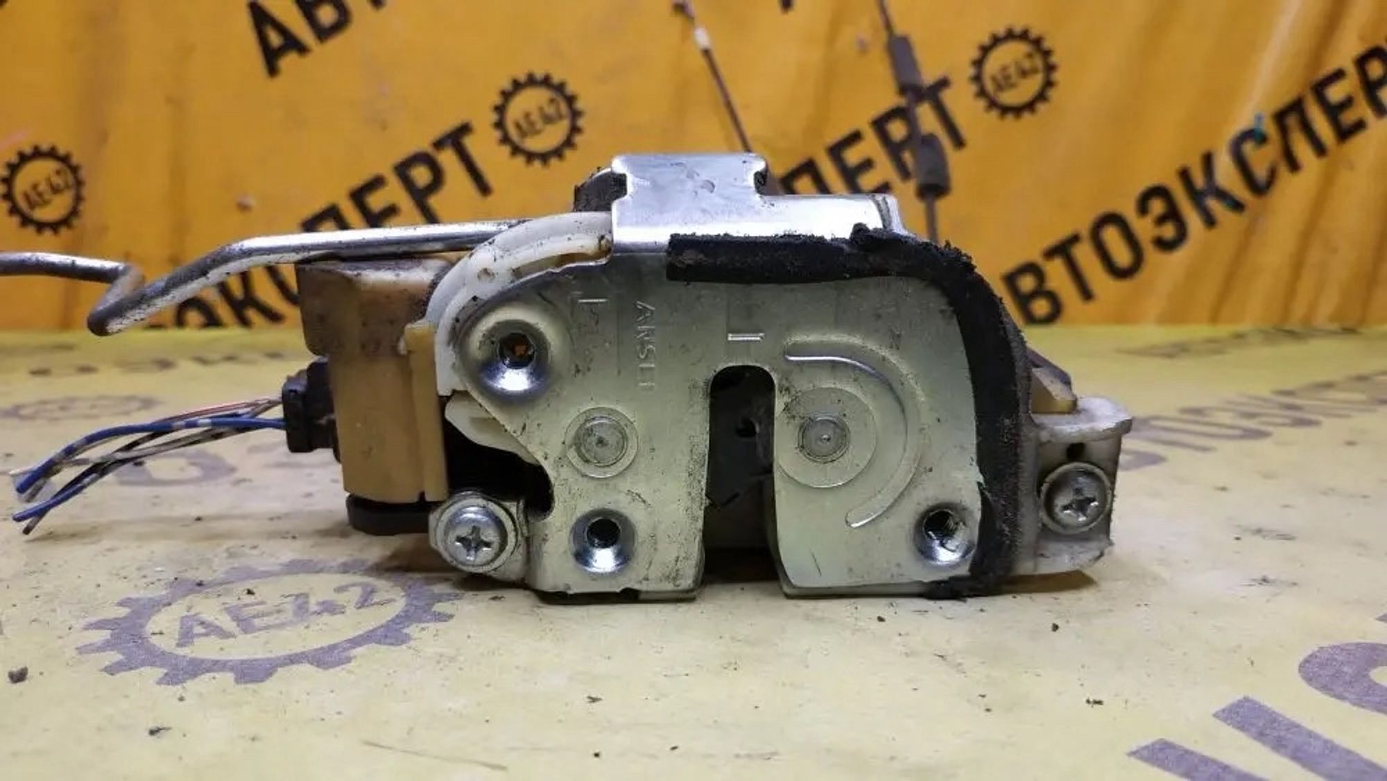 https://ycs.partsauto.market/partsauto-images/thmbs/userImages/87497919e31020c6b1c735431d06908a/part/26c738a3-4a59-4b64-9a14-e2ab5d278239_1778210352395.jpg