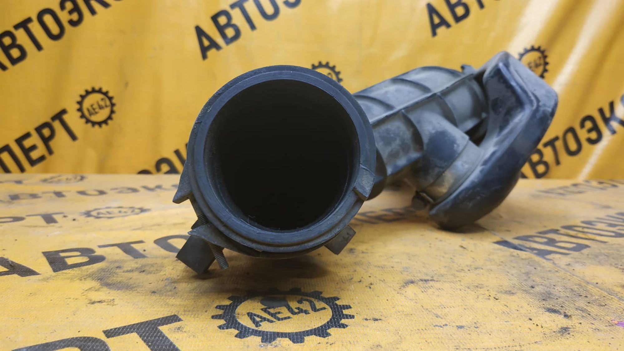 https://ycs.partsauto.market/partsauto-images/thmbs/userImages/87497919e31020c6b1c735431d06908a/part/279b4a7b-0e79-4c46-ad7f-7311434d483a_1742821874546.jpg