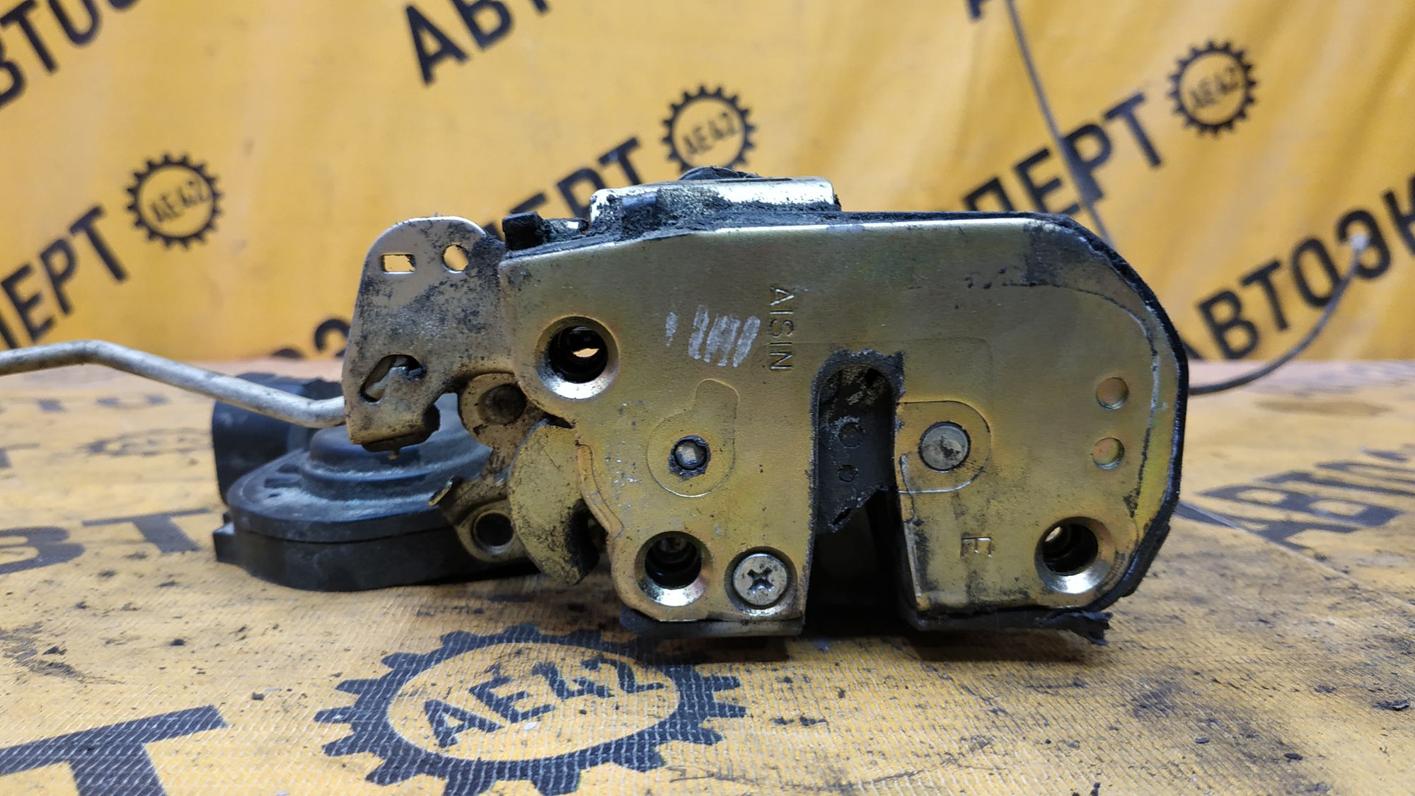 https://ycs.partsauto.market/partsauto-images/thmbs/userImages/87497919e31020c6b1c735431d06908a/part/298db641-d2f3-4366-a79d-cd0b189fc817_1748939486766.jpg